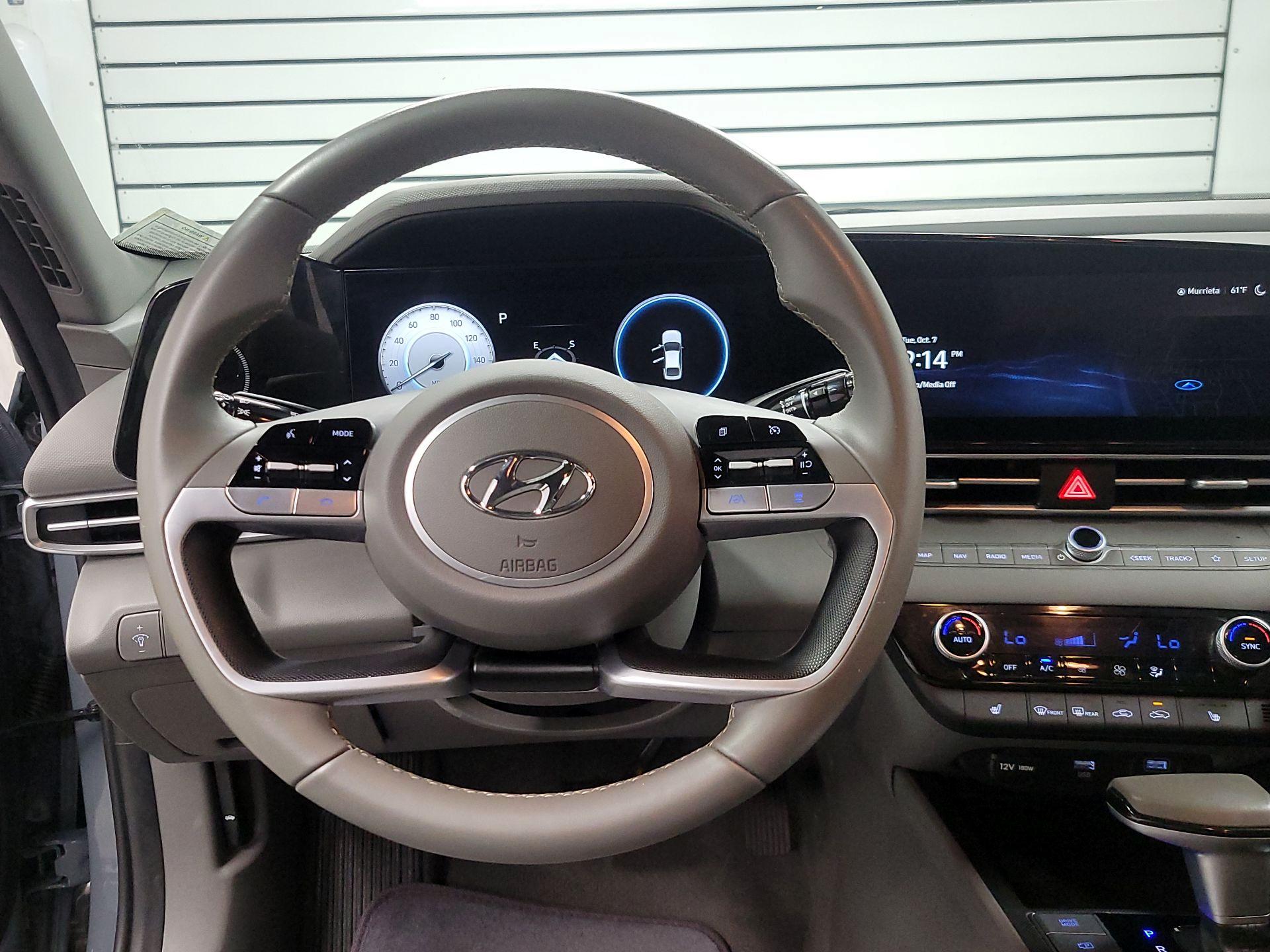 Thumbnail: 2023 Hyundai Elantra - 10