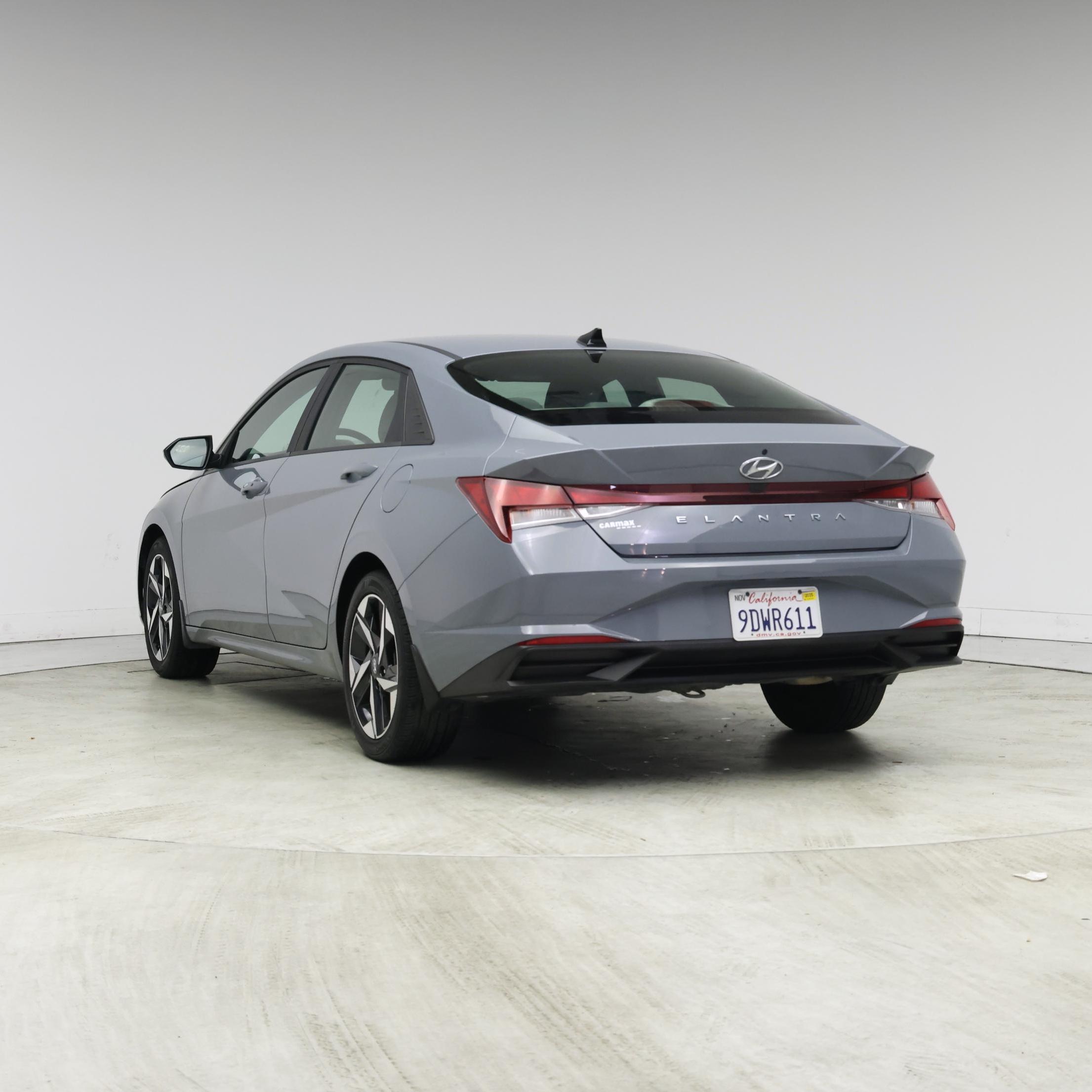Thumbnail: 2023 Hyundai Elantra - 2
