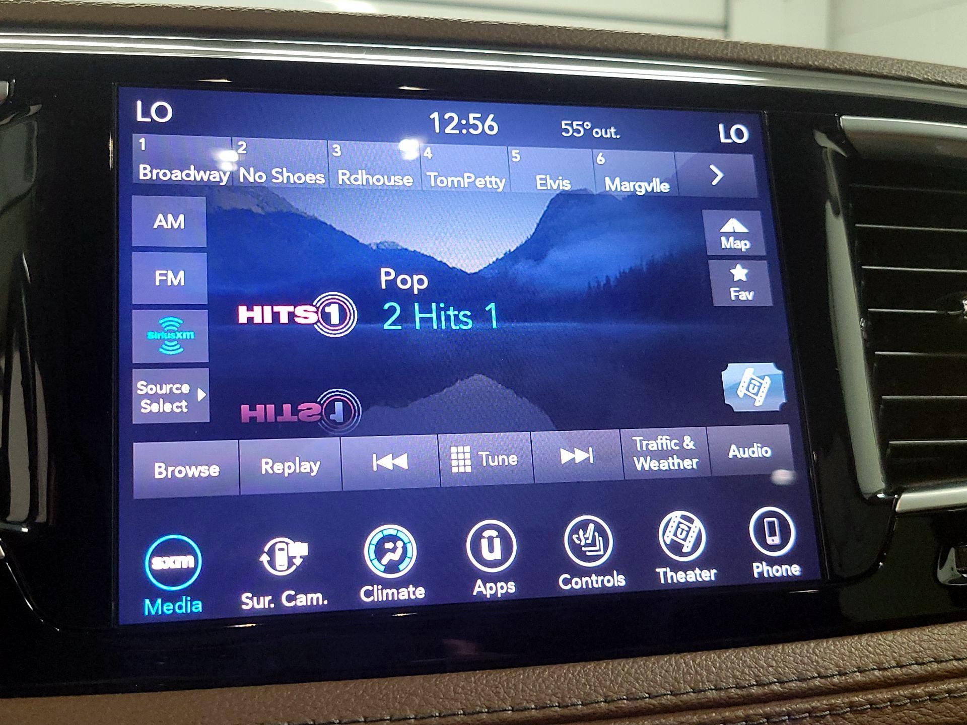 Thumbnail: 2019 Chrysler Pacifica - 15