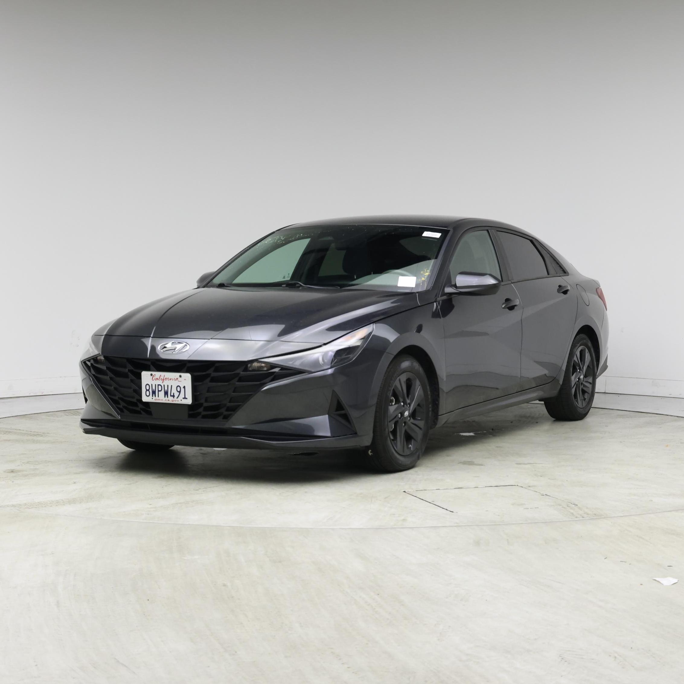 Thumbnail: 2021 Hyundai Elantra - 4