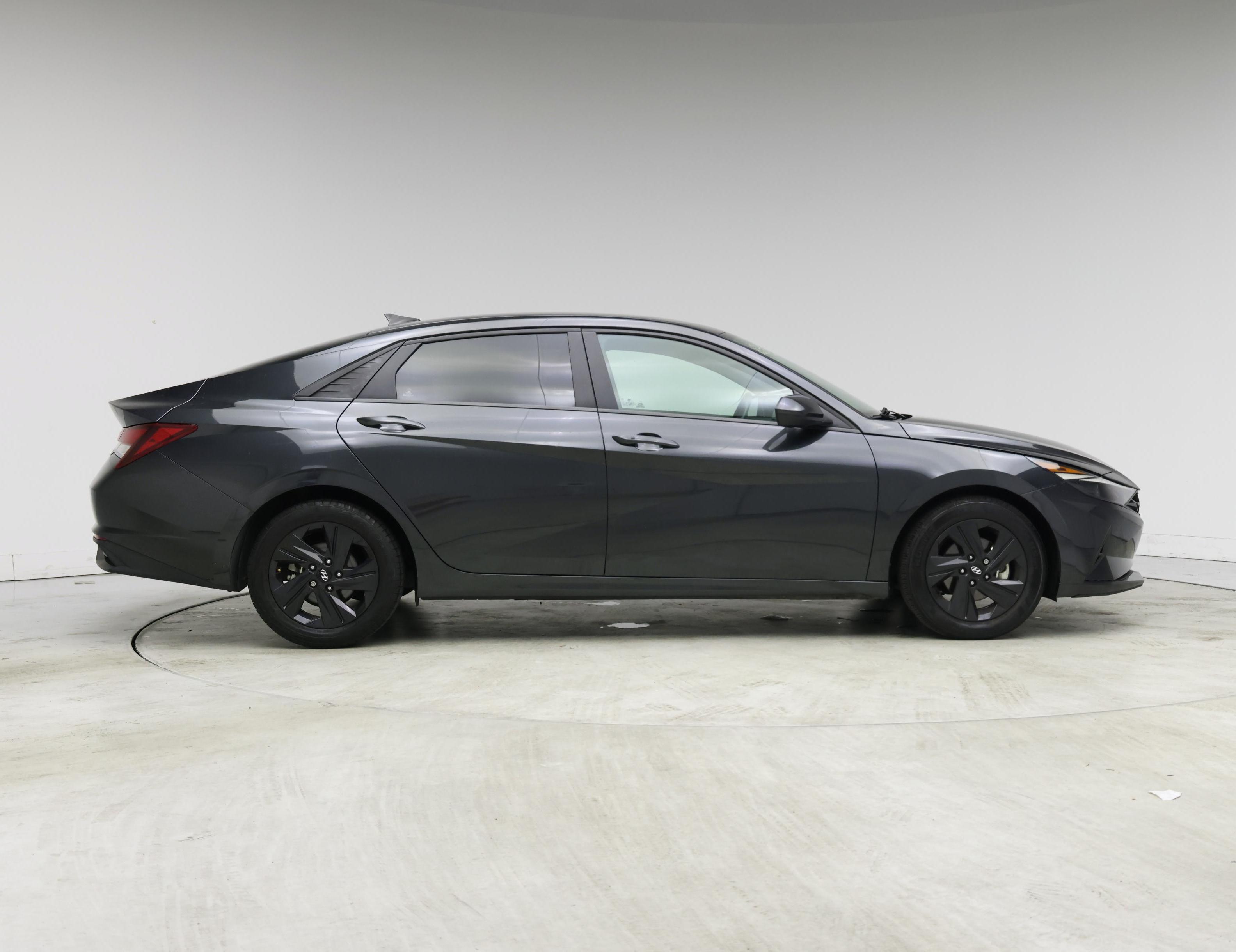 Thumbnail: 2021 Hyundai Elantra - 7