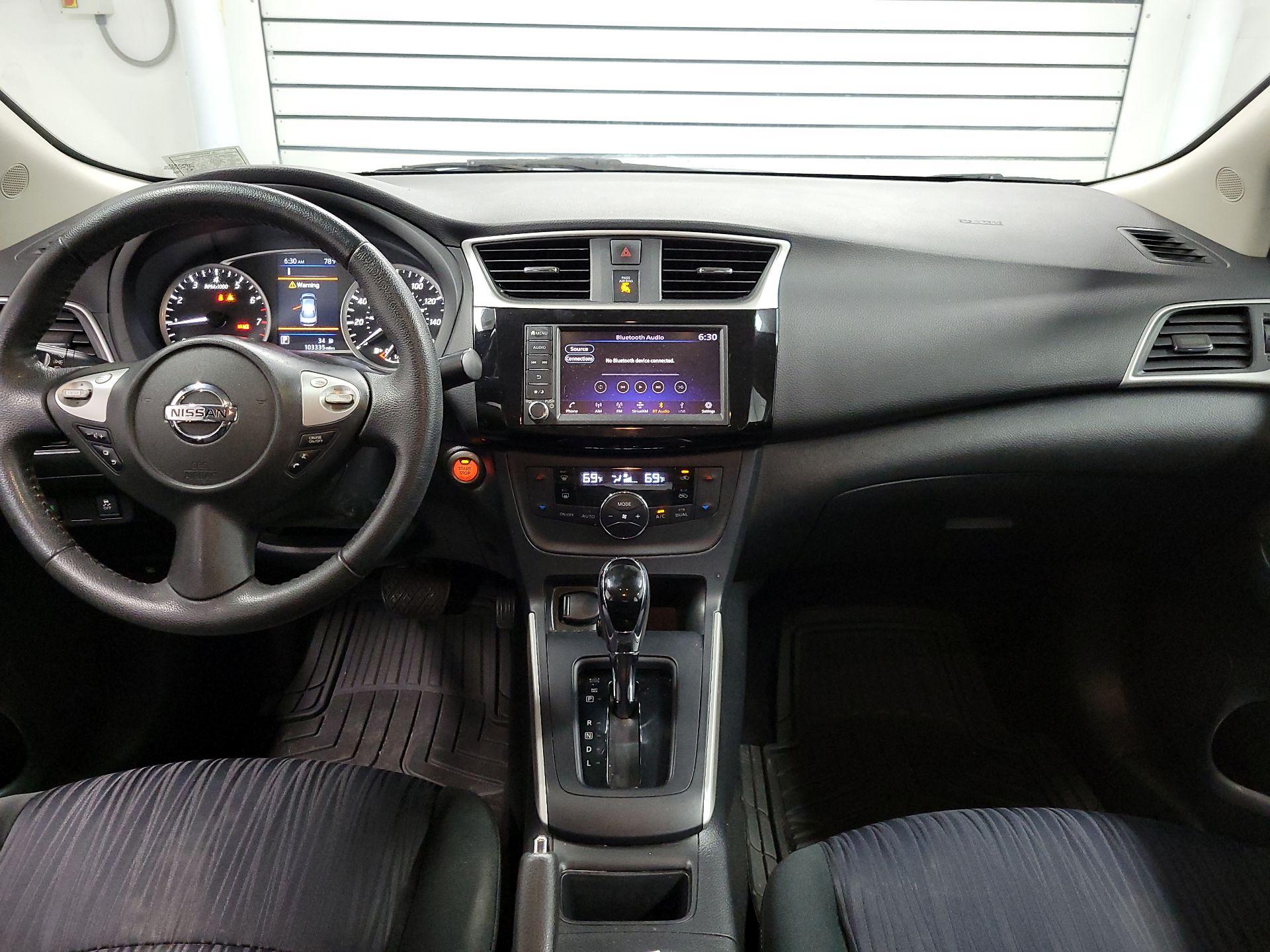 Thumbnail: 2019 Nissan Sentra - 9