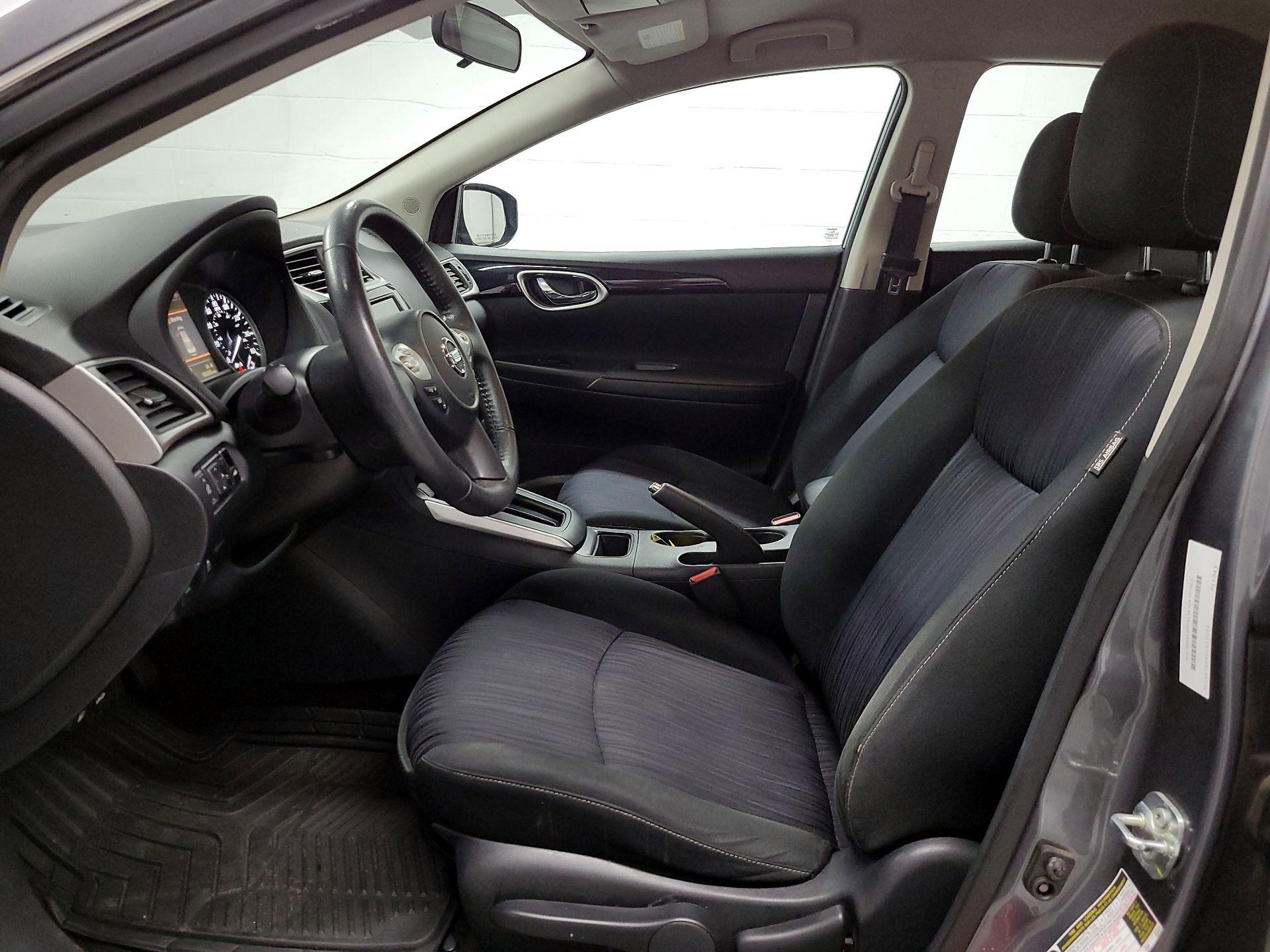 Thumbnail: 2019 Nissan Sentra - 11