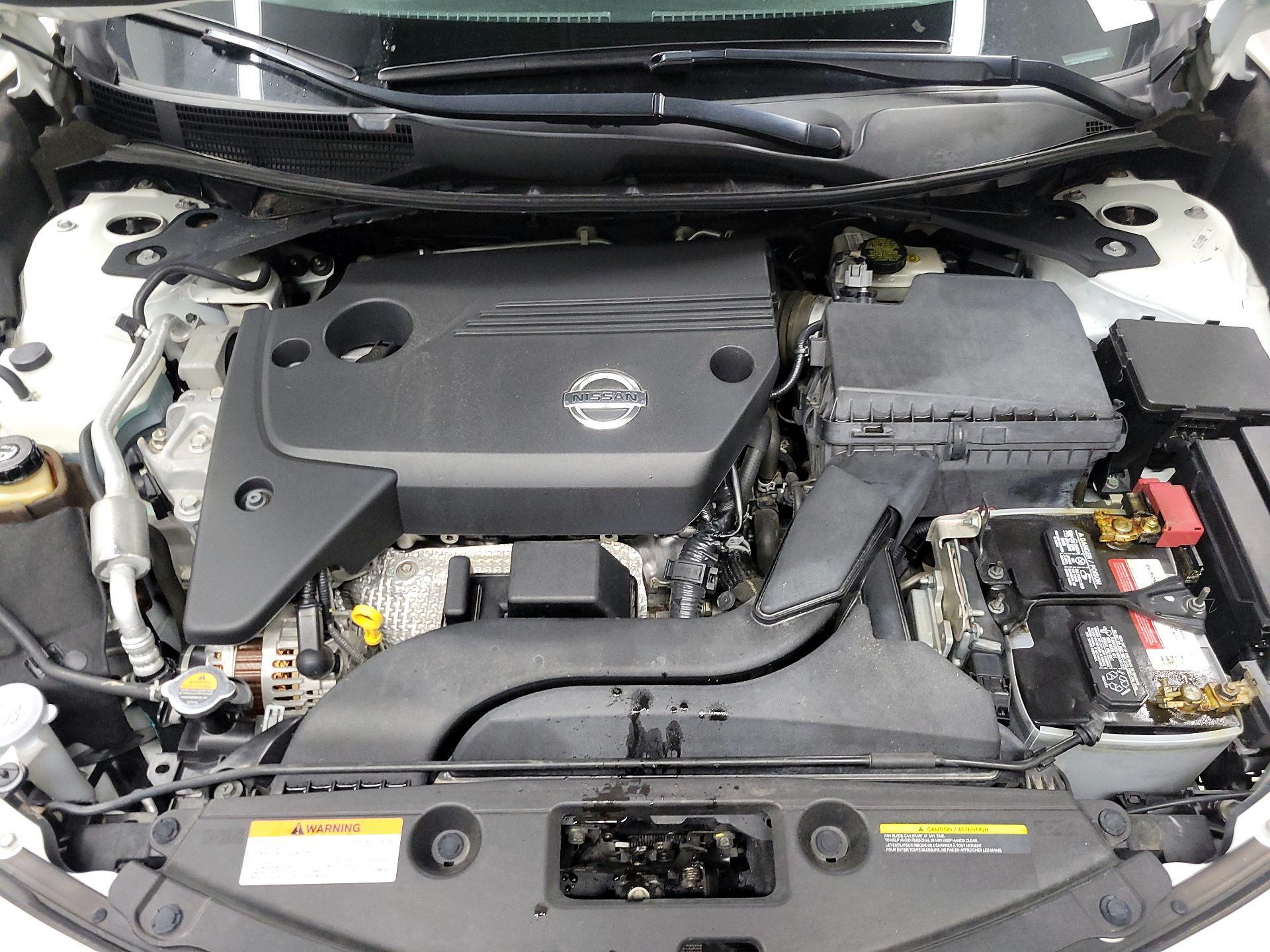 Thumbnail: 2014 Nissan Altima - 19
