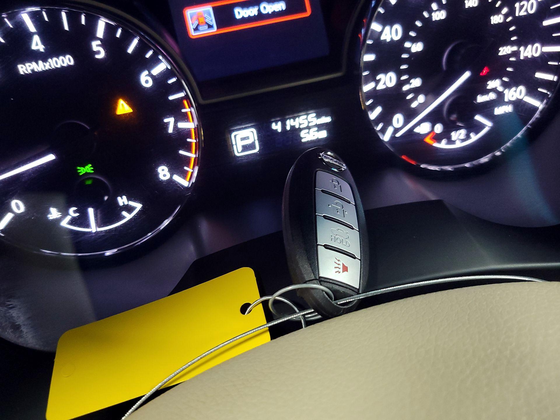 Thumbnail: 2014 Nissan Altima - 20