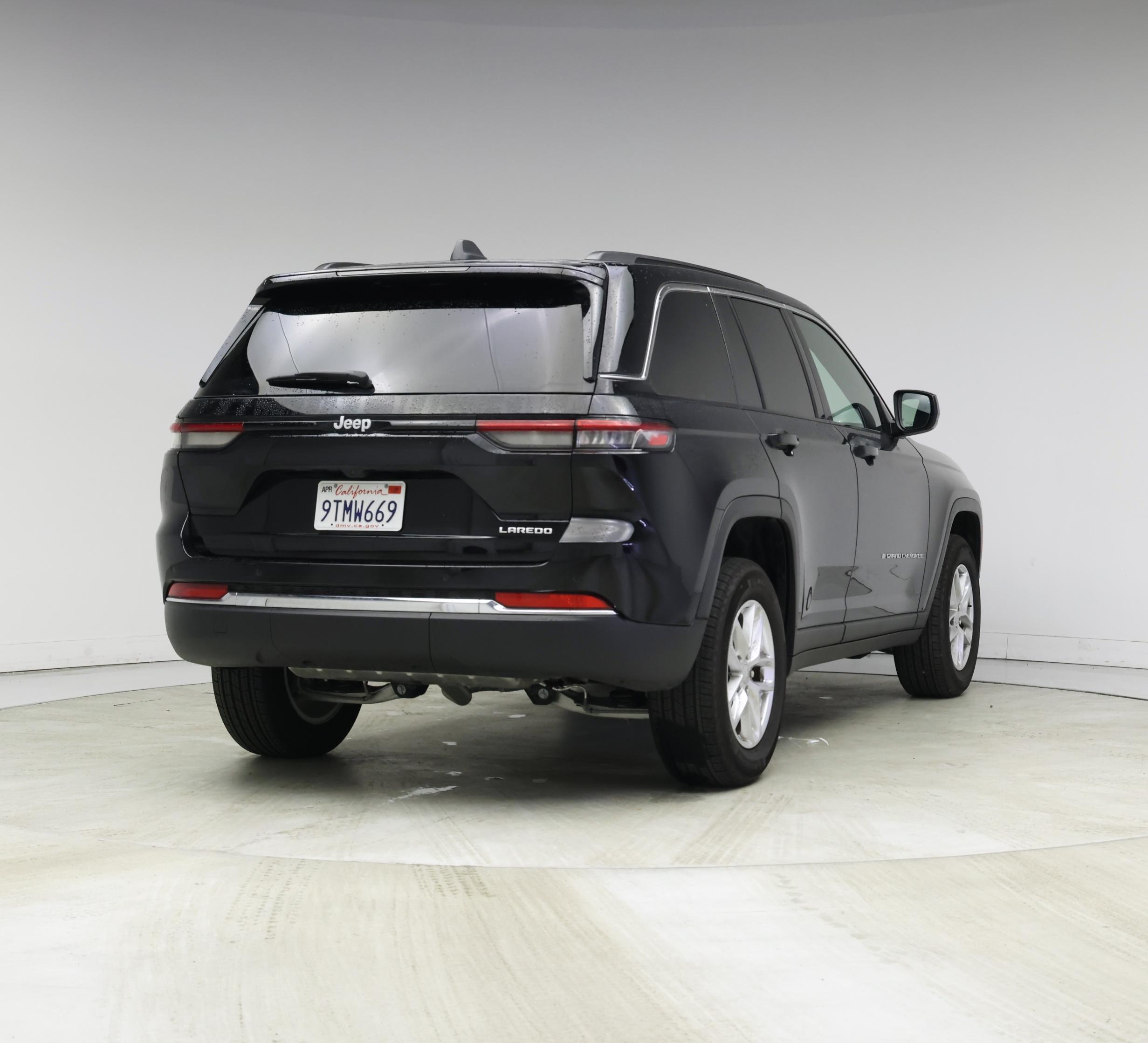 Thumbnail: 2025 Jeep Grand Cherokee - 8
