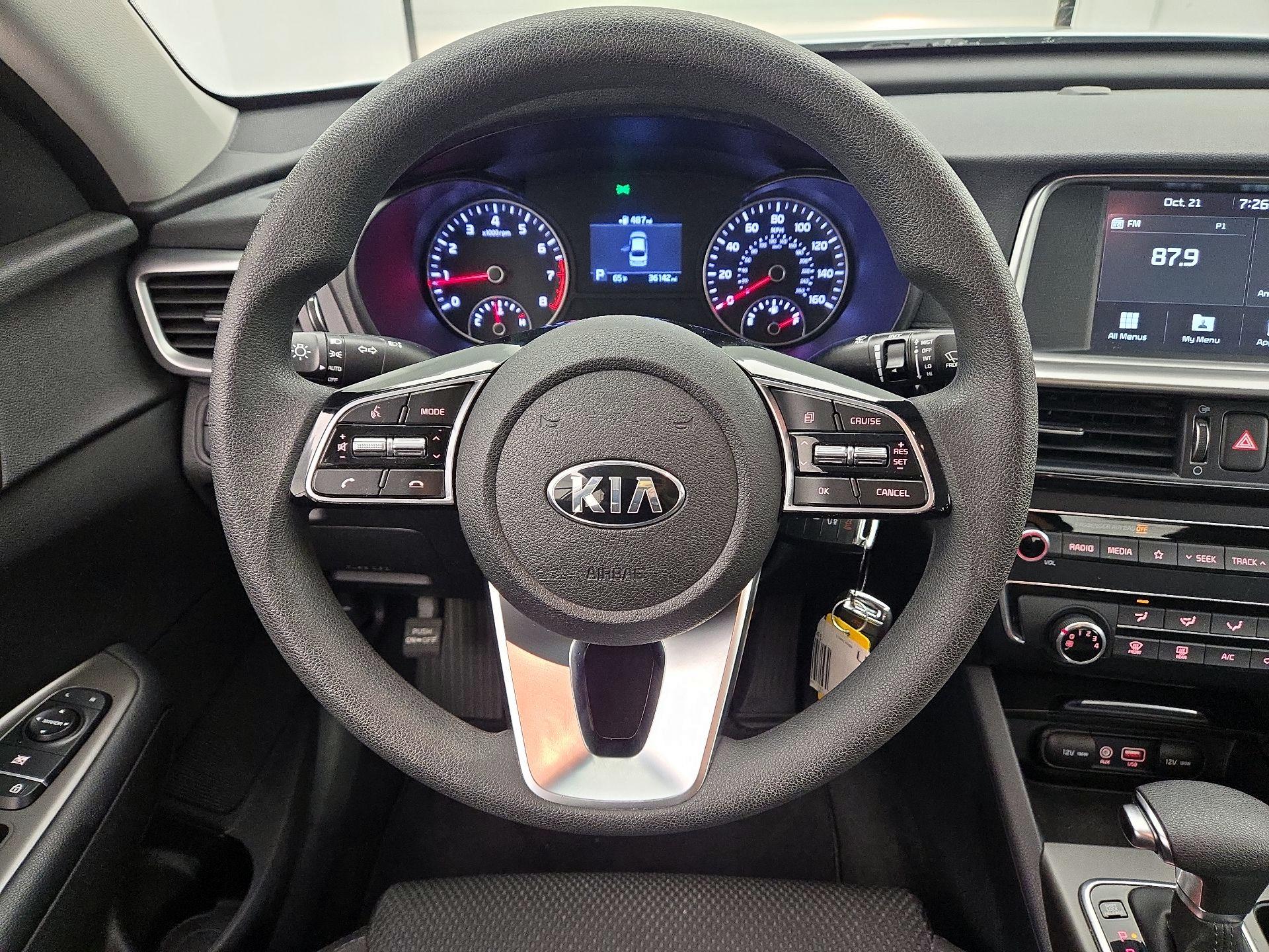 Thumbnail: 2020 Kia Optima - 10