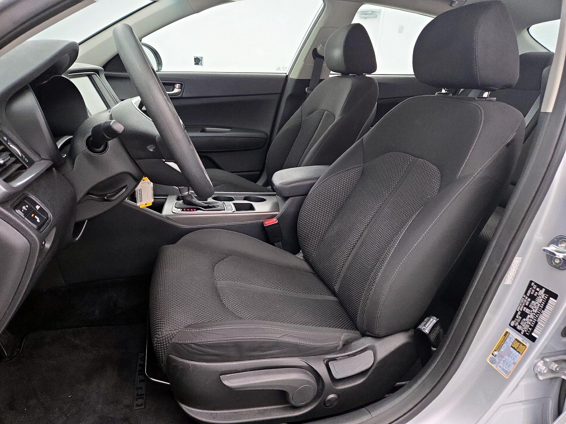 Thumbnail: 2020 Kia Optima - 11