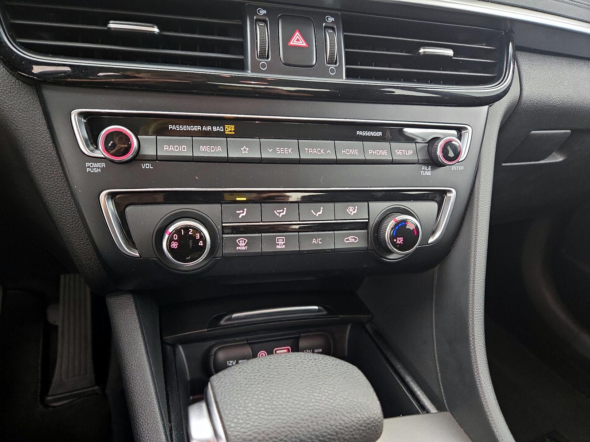 Thumbnail: 2020 Kia Optima - 16