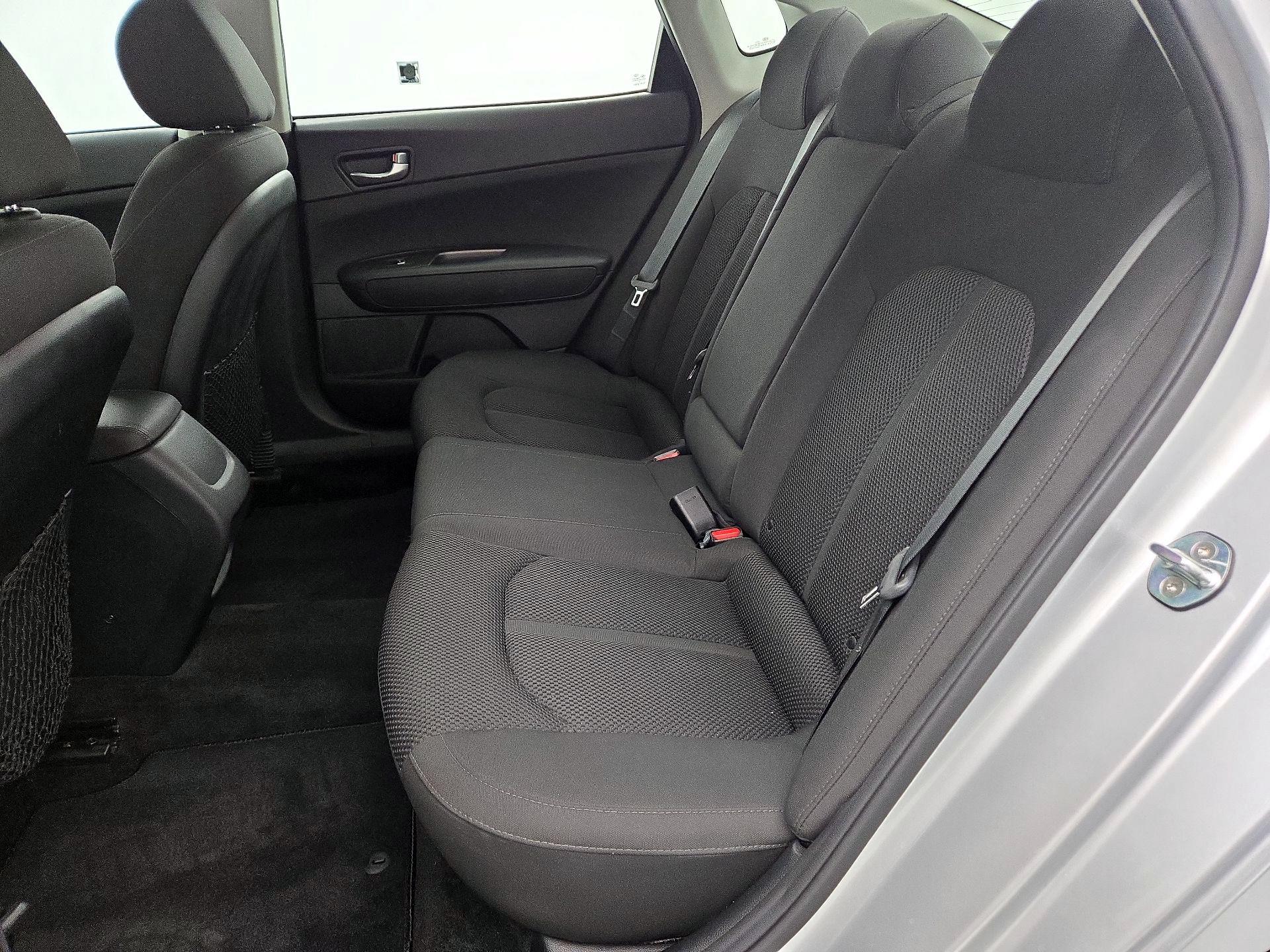 Thumbnail: 2020 Kia Optima - 19