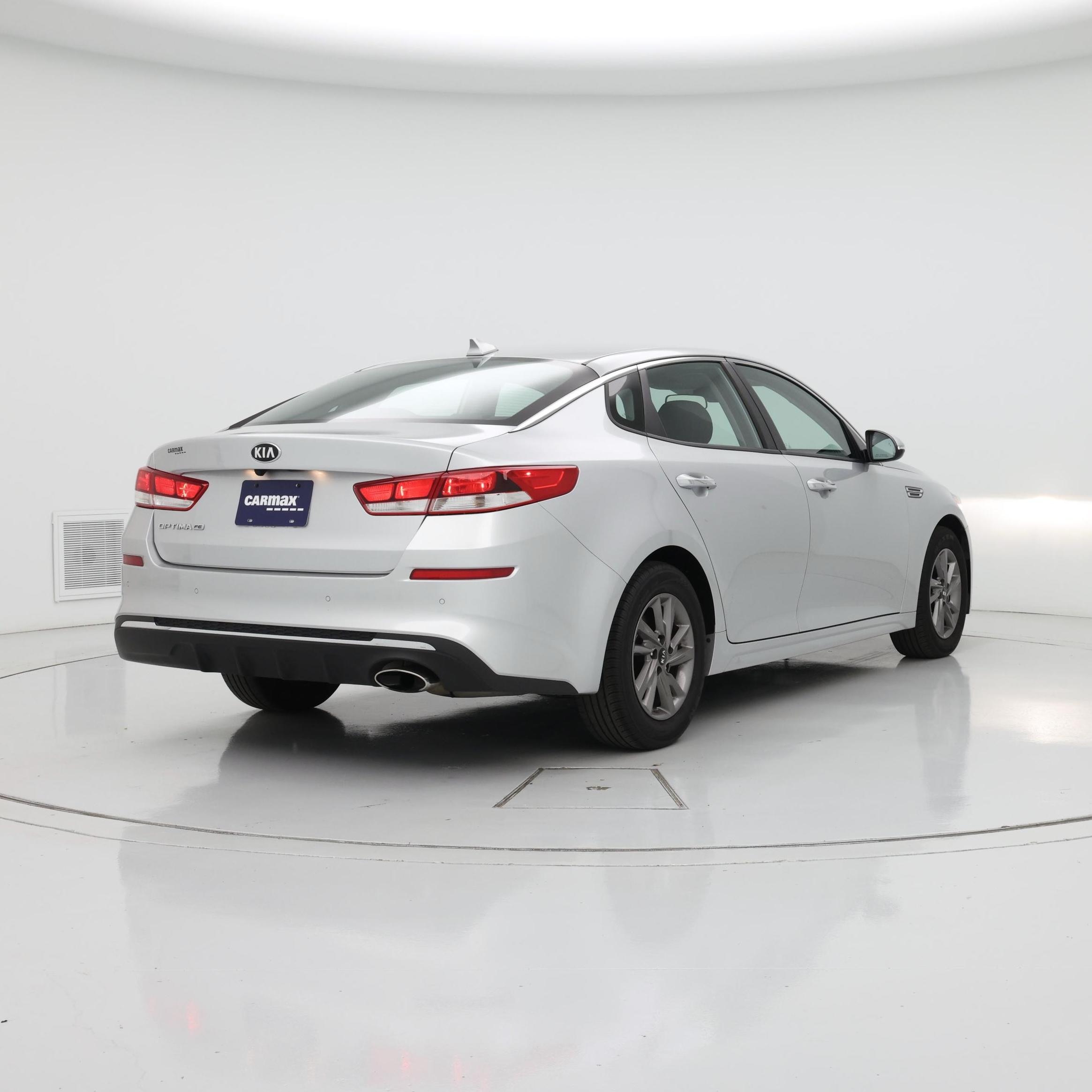 Thumbnail: 2020 Kia Optima - 8