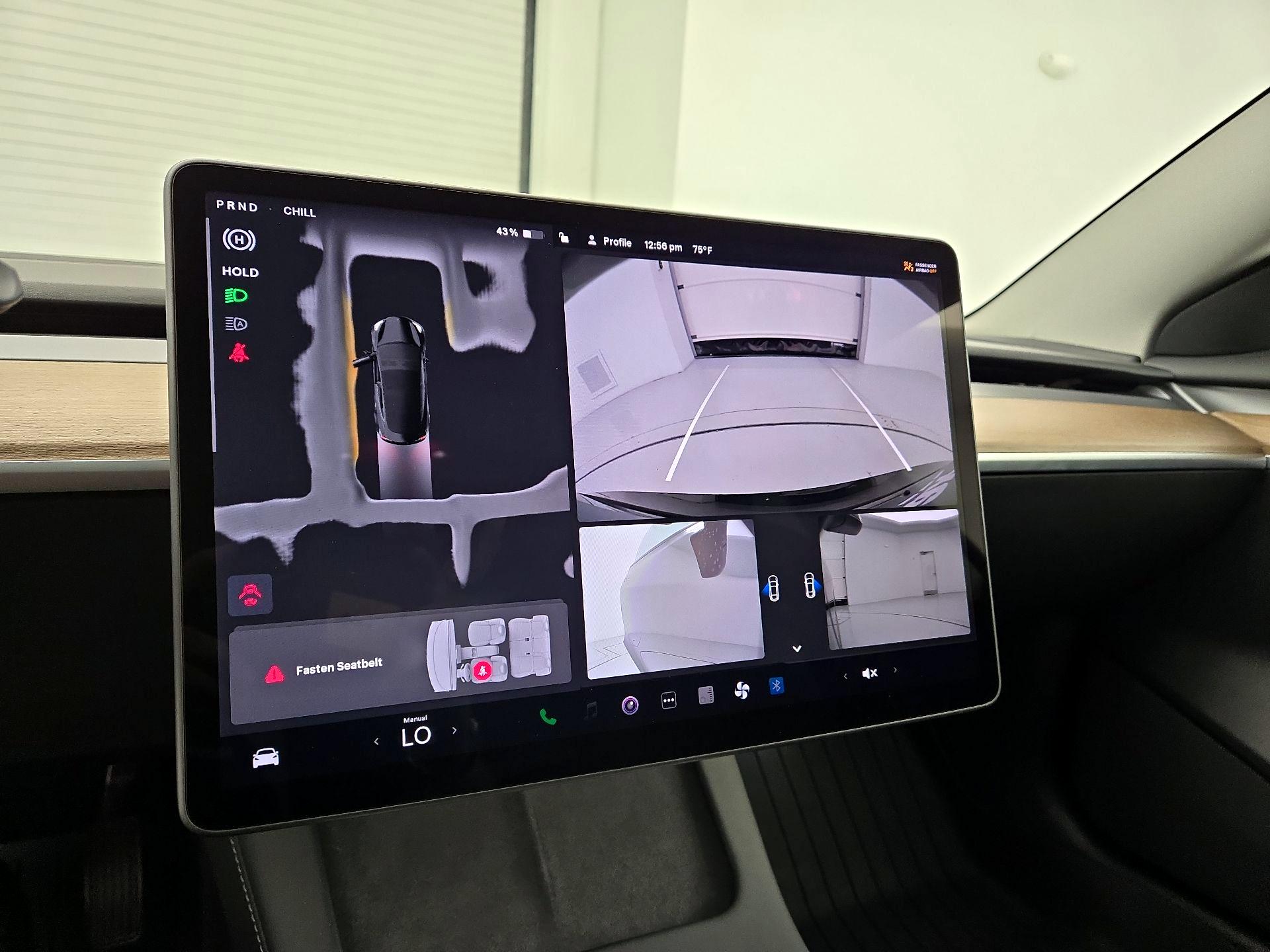 Thumbnail: 2022 Tesla Model 3 - 14