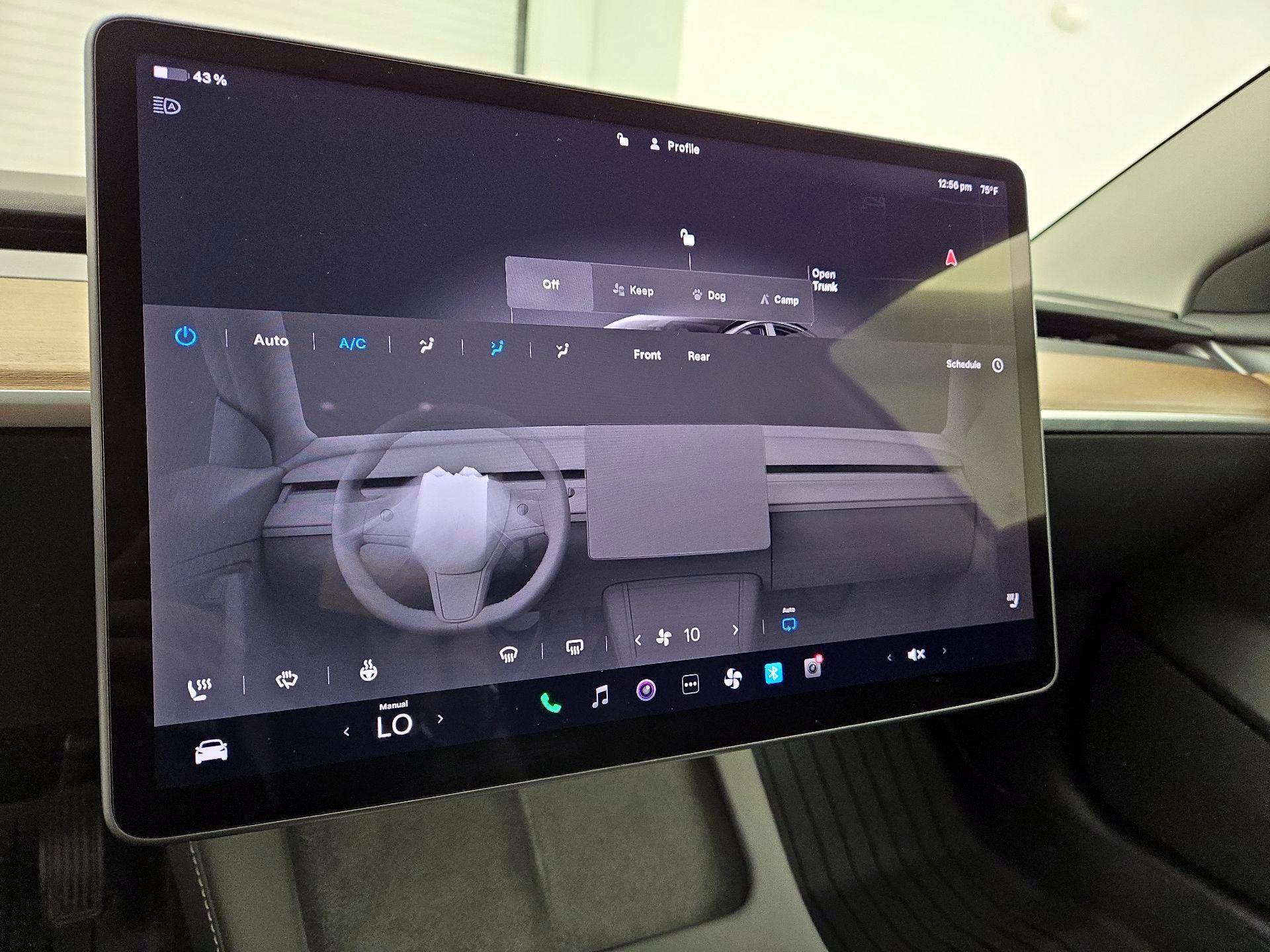 Thumbnail: 2022 Tesla Model 3 - 16