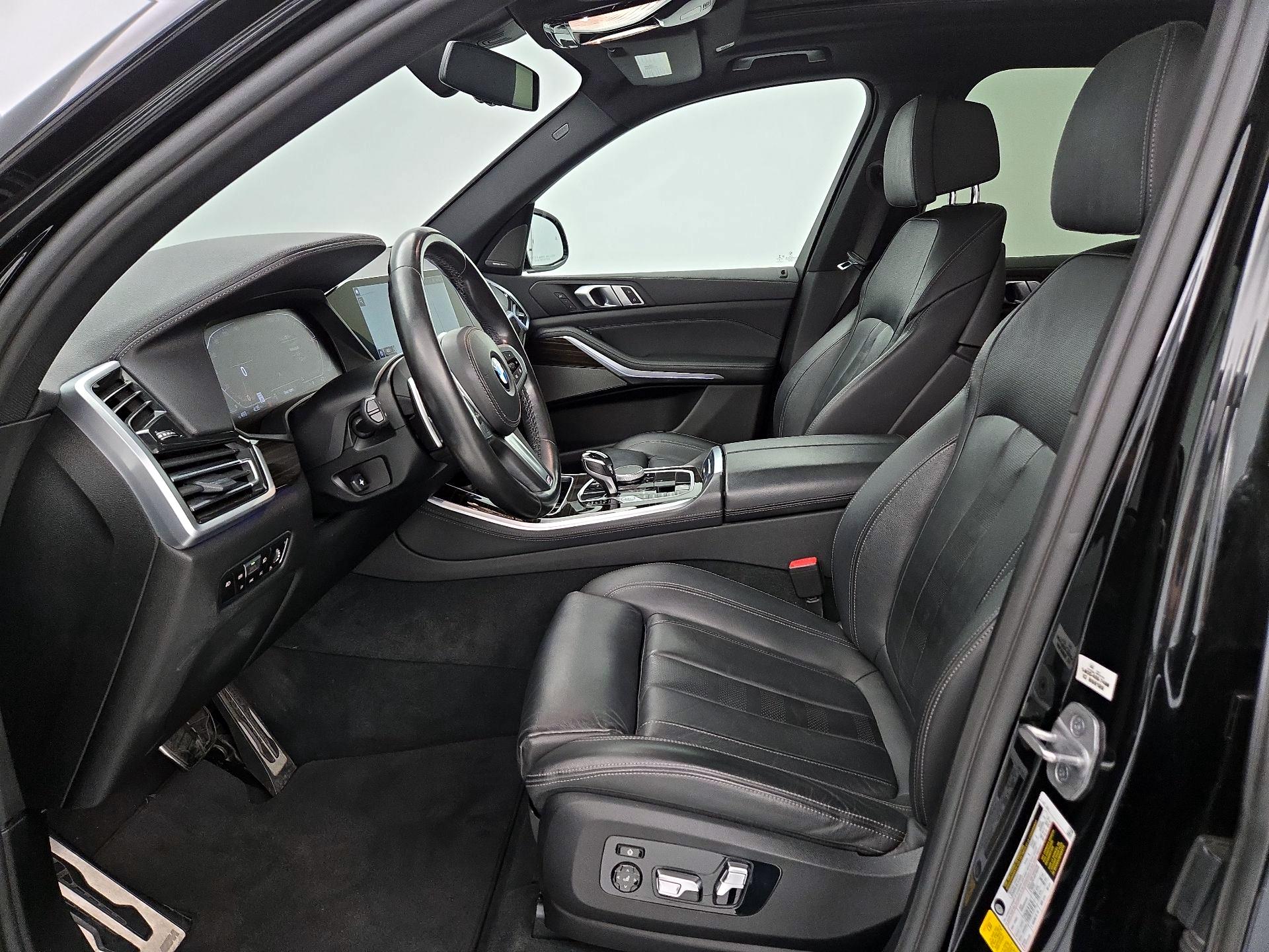 Thumbnail: 2021 BMW X5 - 11