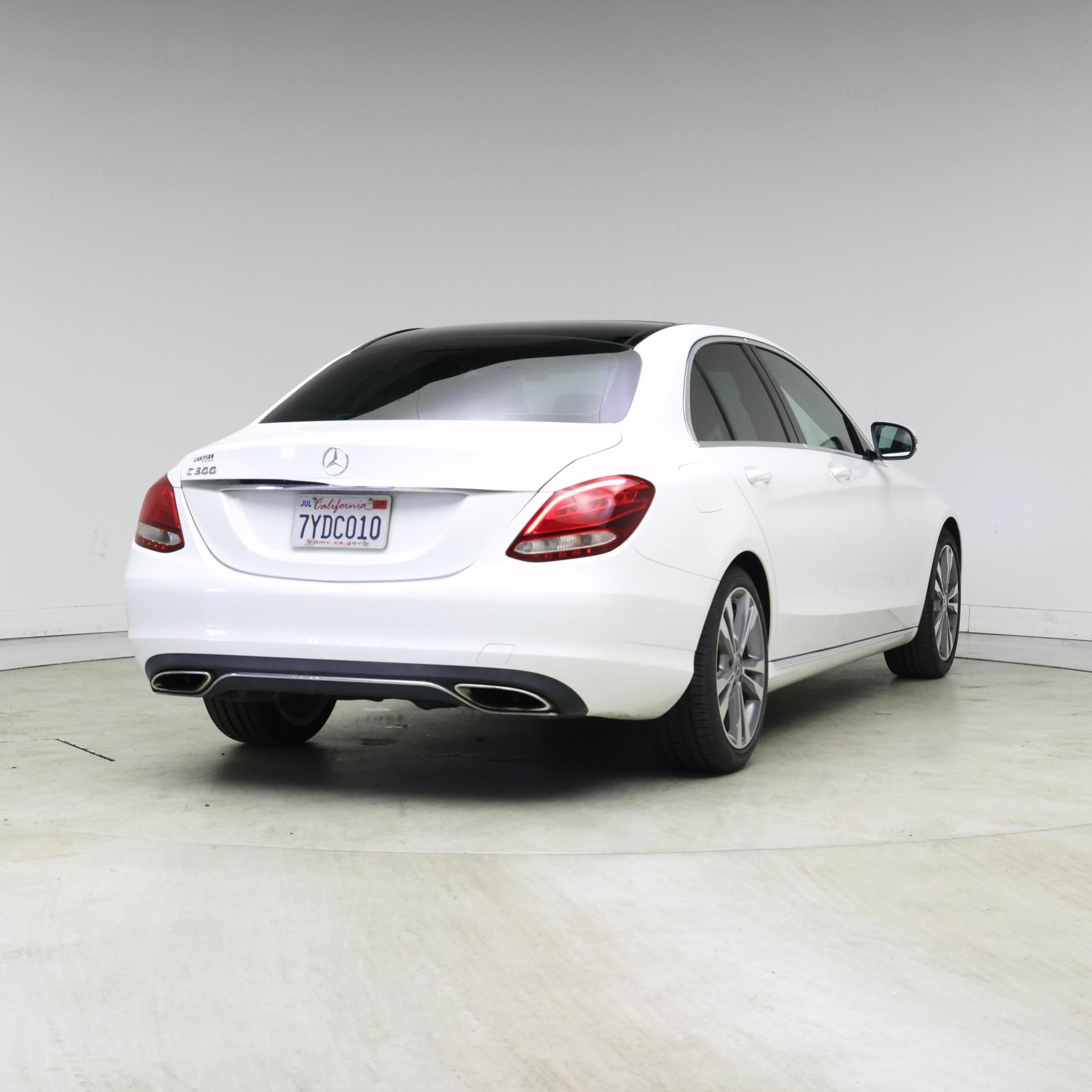 Thumbnail: 2017 Mercedes-Benz C-Class - 8