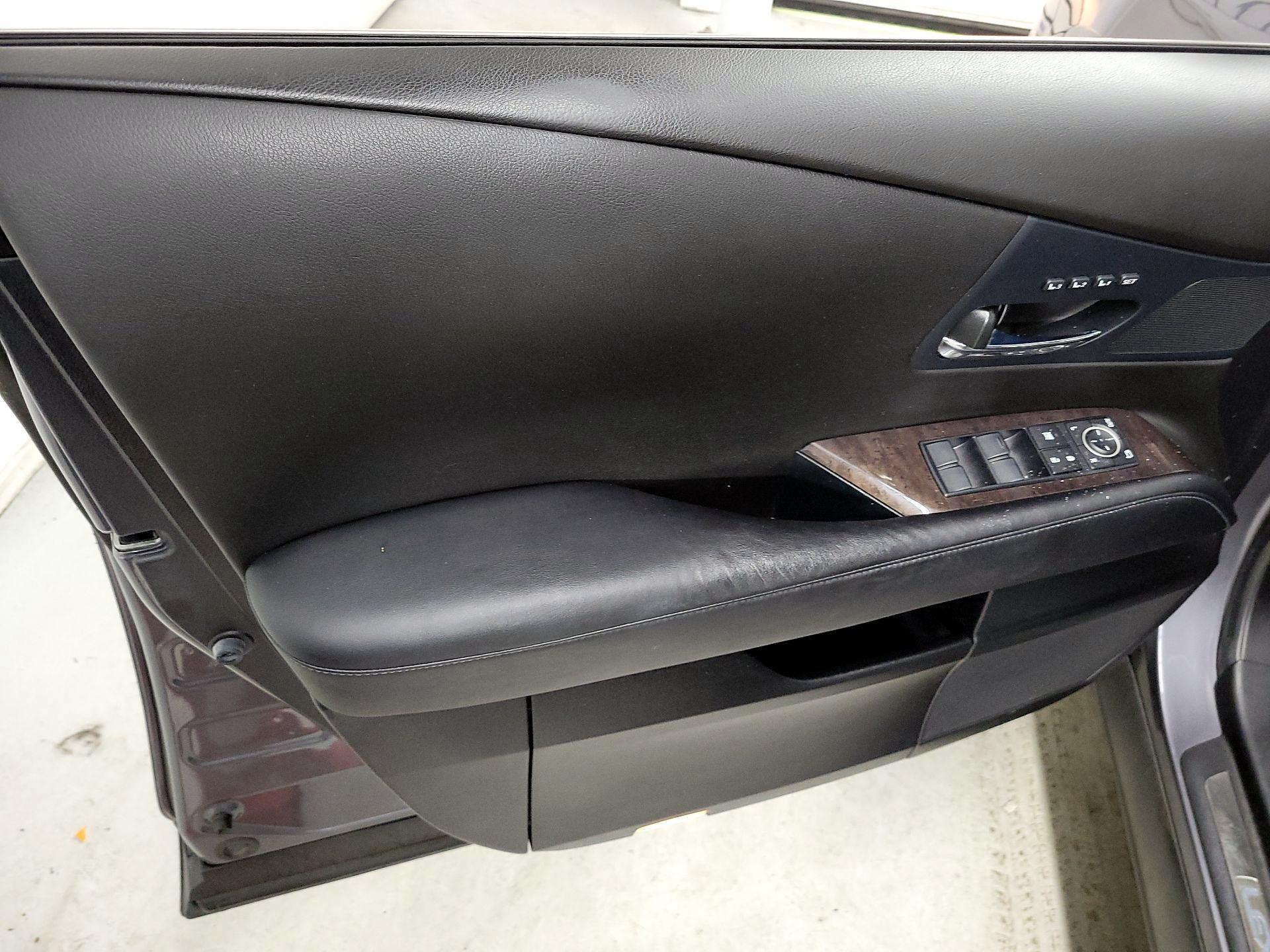 Thumbnail: 2015 Lexus RX - 12