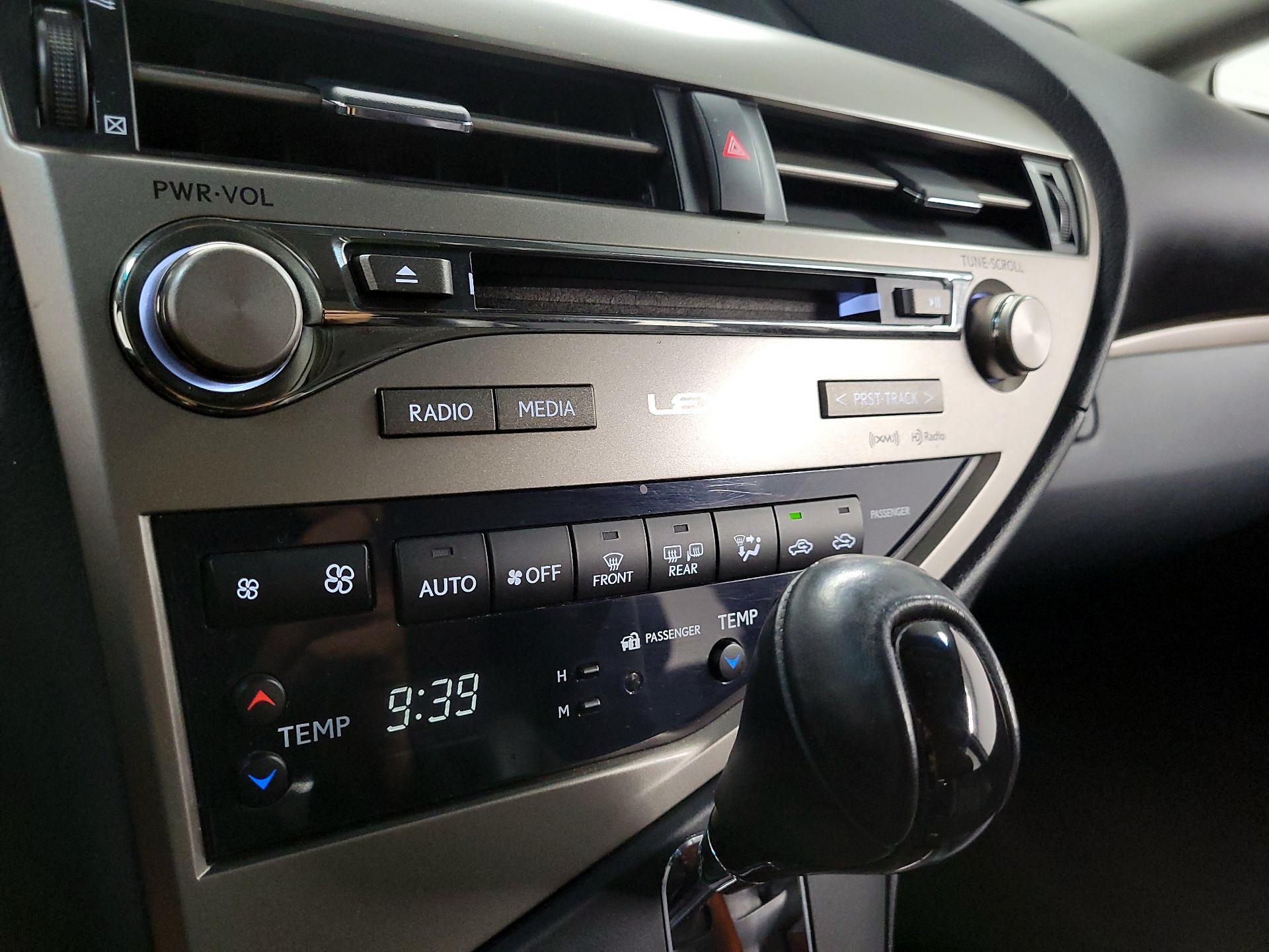 Thumbnail: 2015 Lexus RX - 15