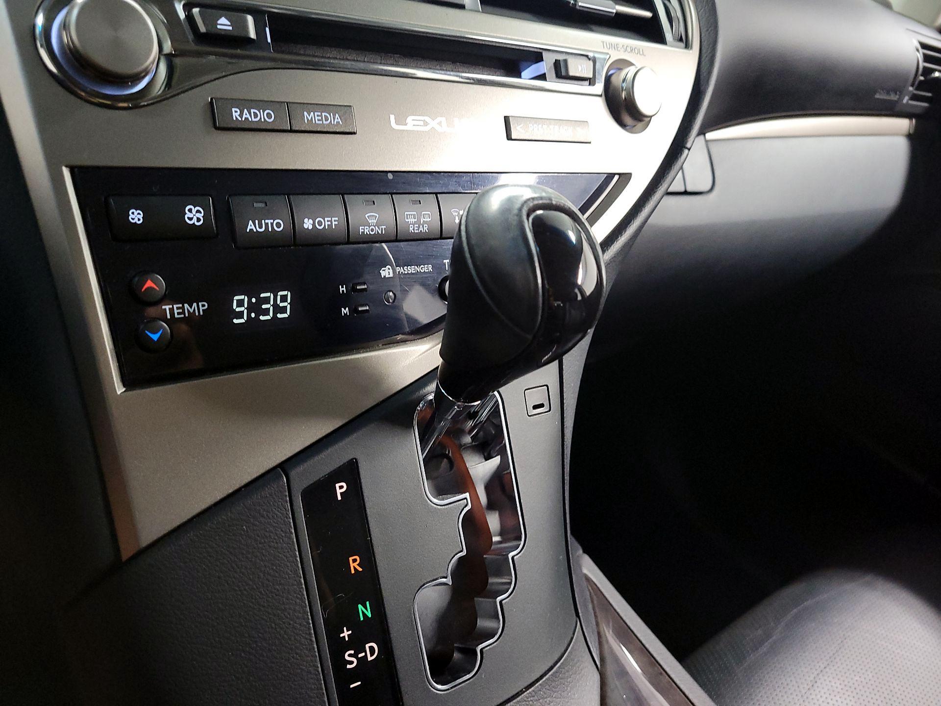 Thumbnail: 2015 Lexus RX - 16