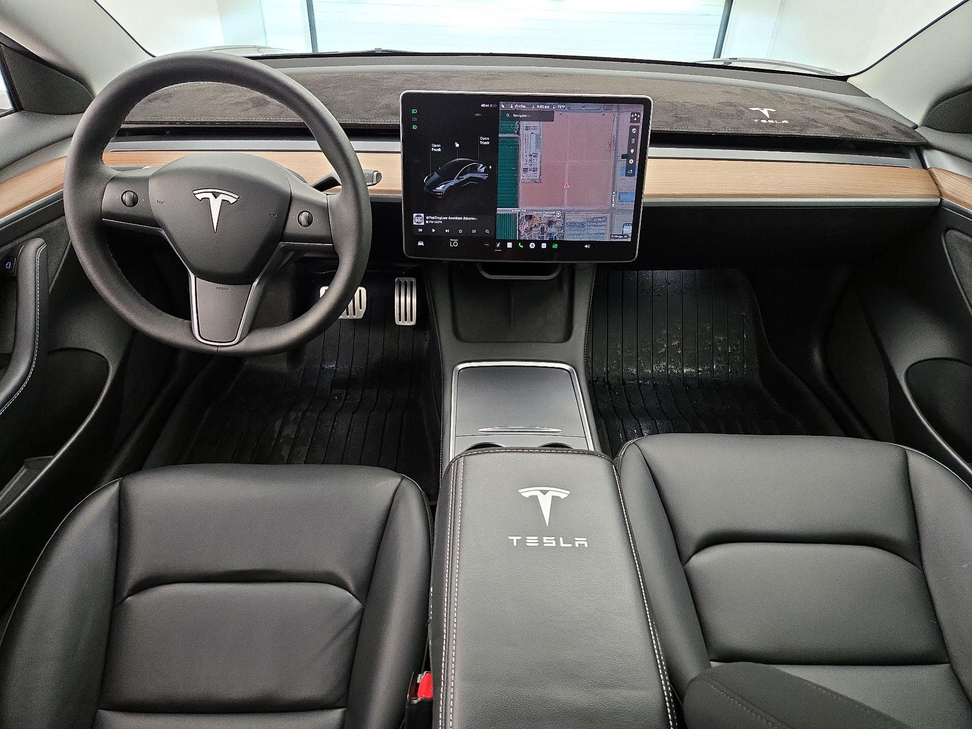 Thumbnail: 2023 Tesla Model 3 - 9