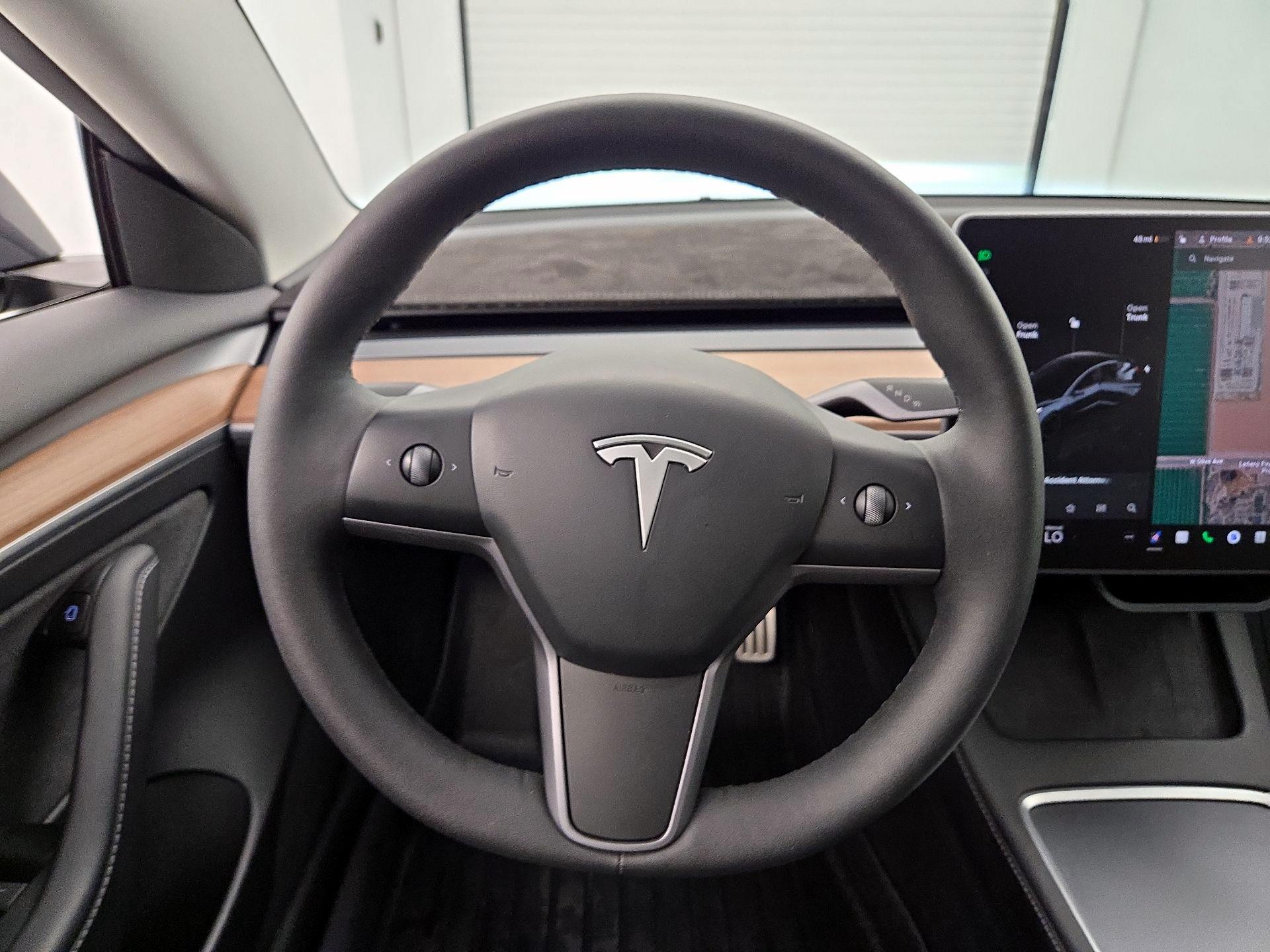 Thumbnail: 2023 Tesla Model 3 - 10