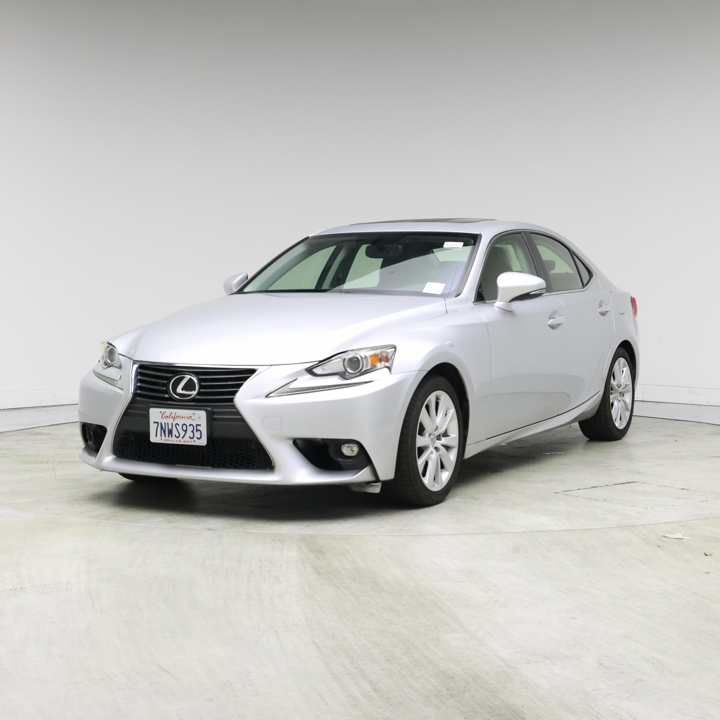 Thumbnail: 2016 Lexus IS - 4