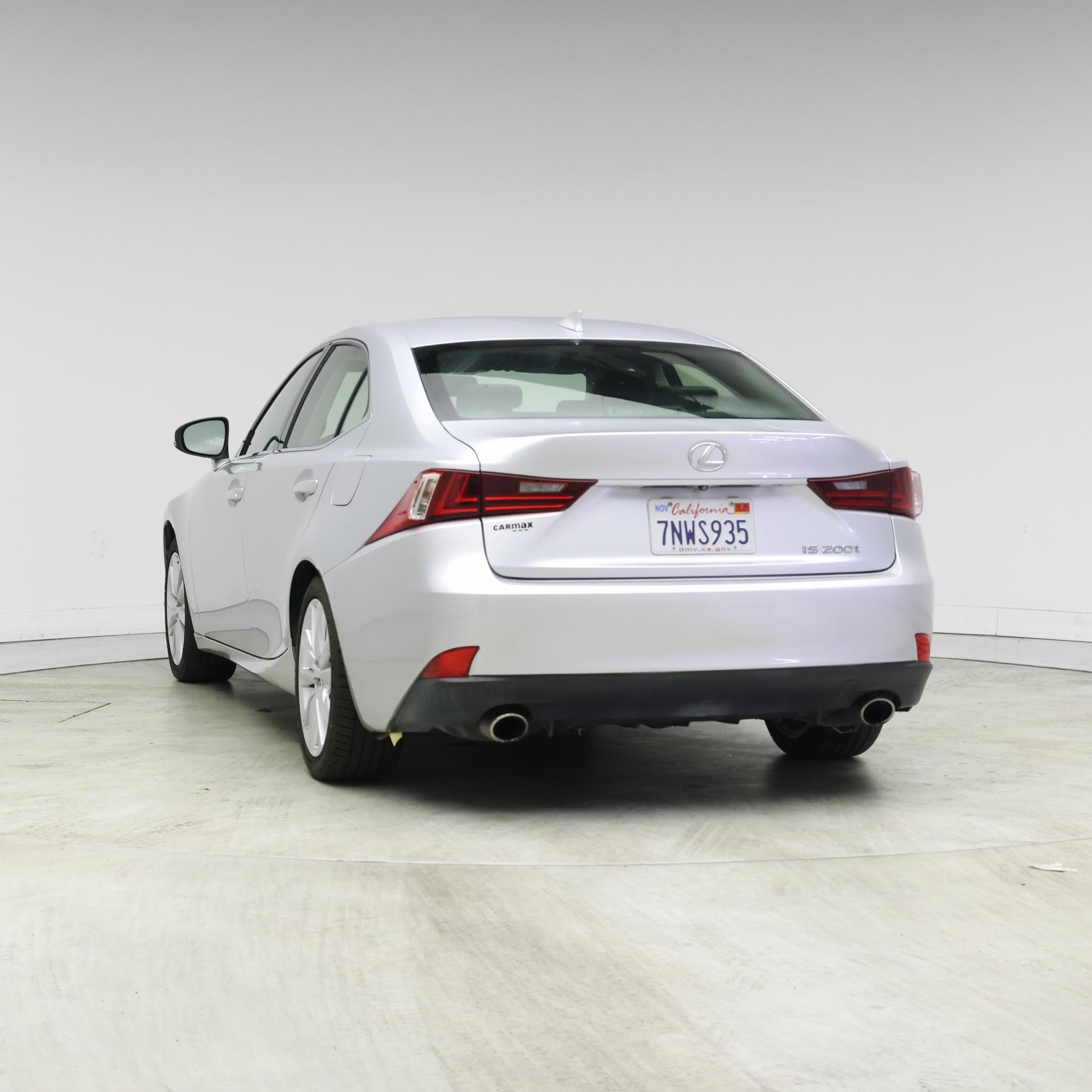 Thumbnail: 2016 Lexus IS - 6