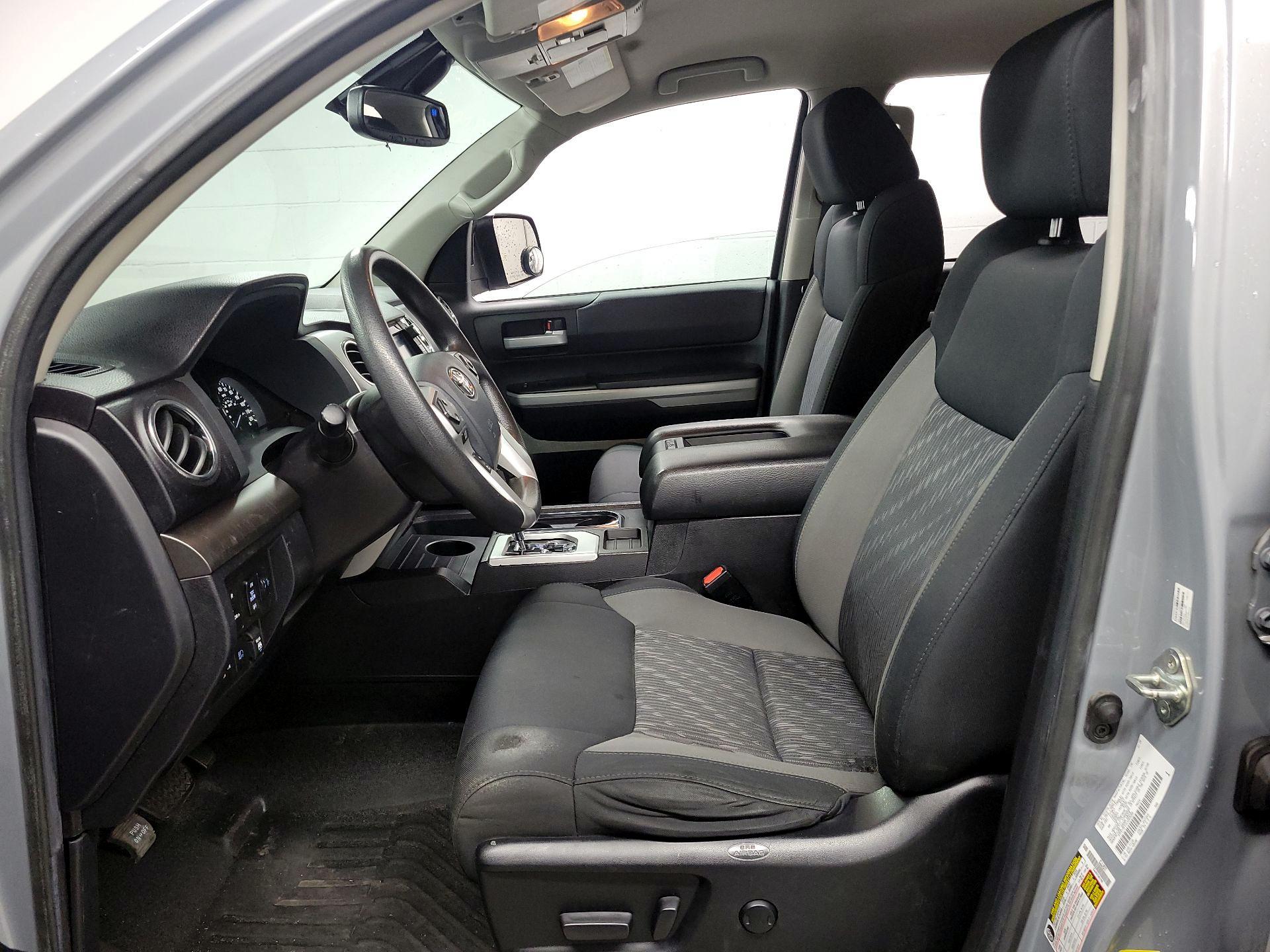 Thumbnail: 2020 Toyota Tundra - 11