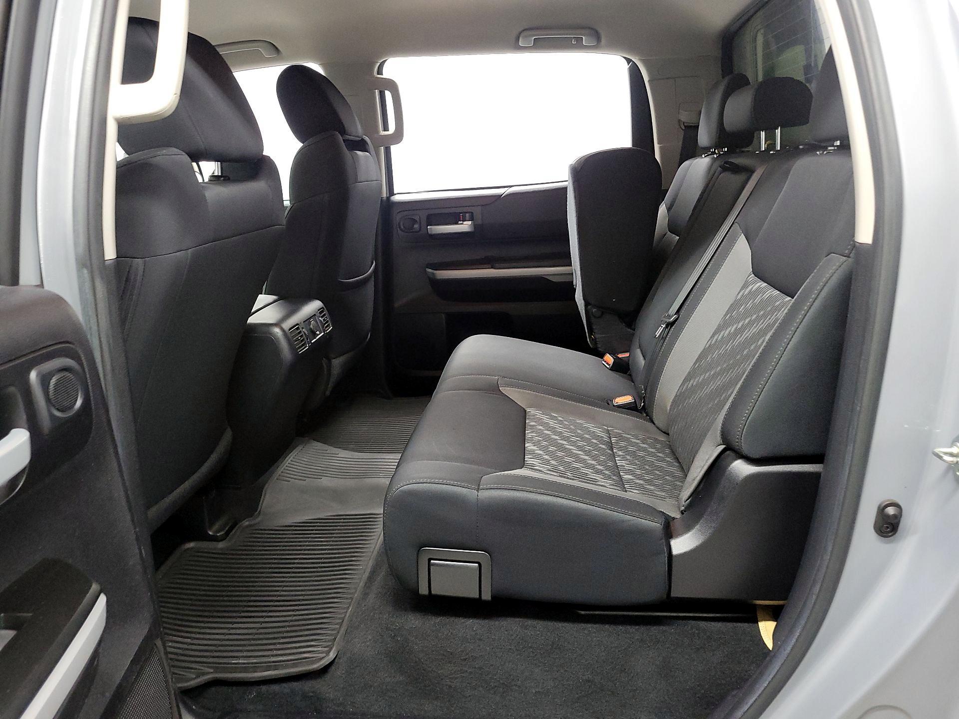 Thumbnail: 2020 Toyota Tundra - 18