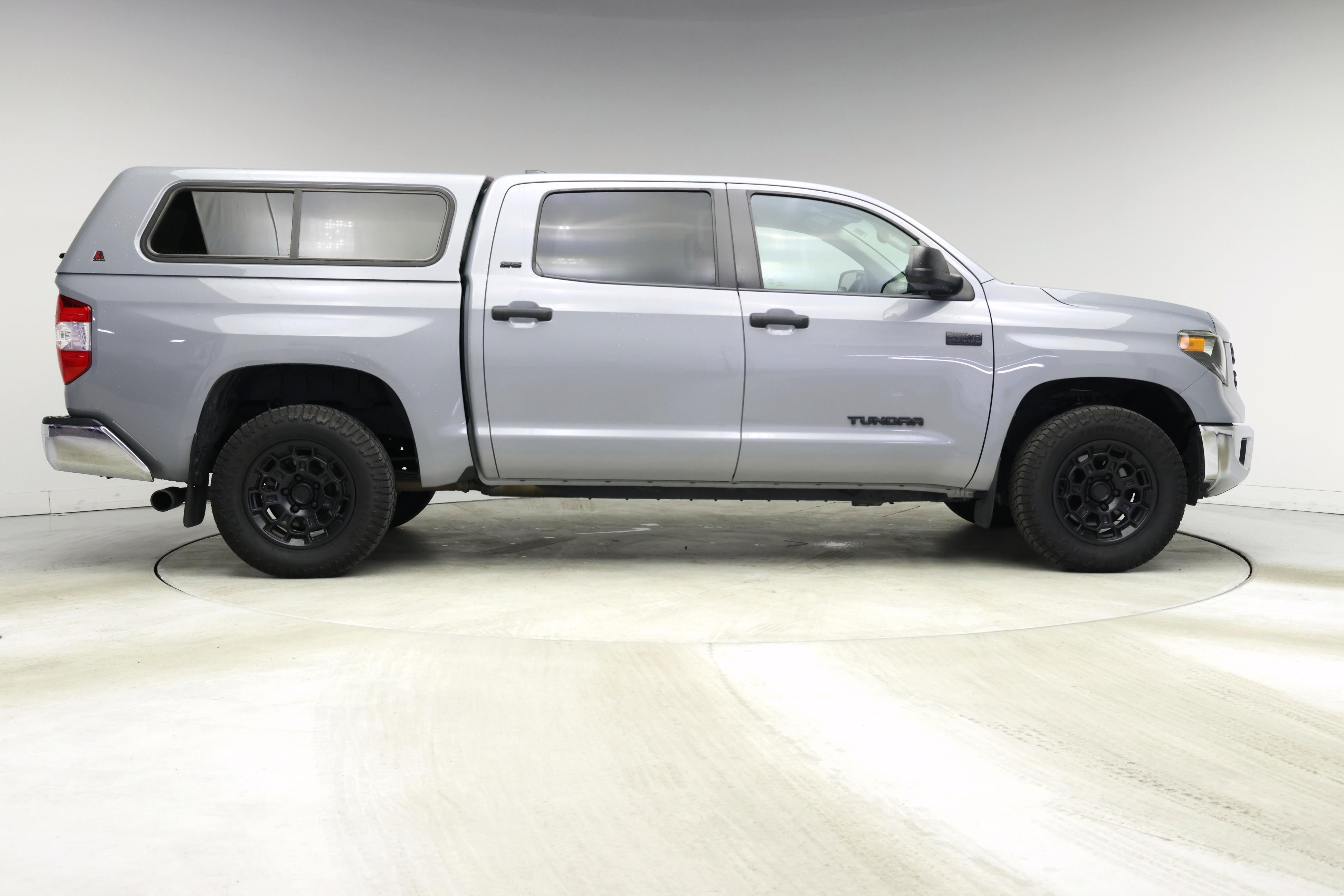 Thumbnail: 2020 Toyota Tundra - 7
