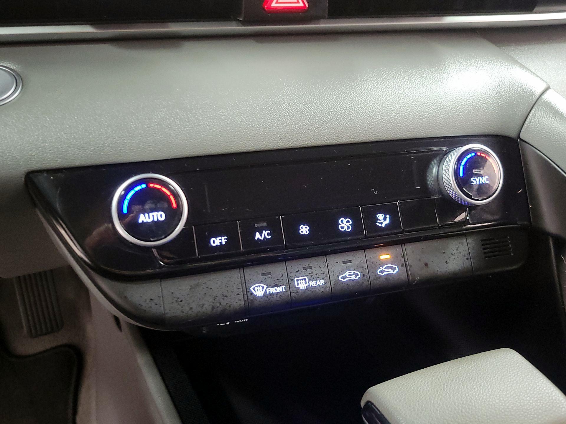 Thumbnail: 2023 Hyundai Elantra - 15
