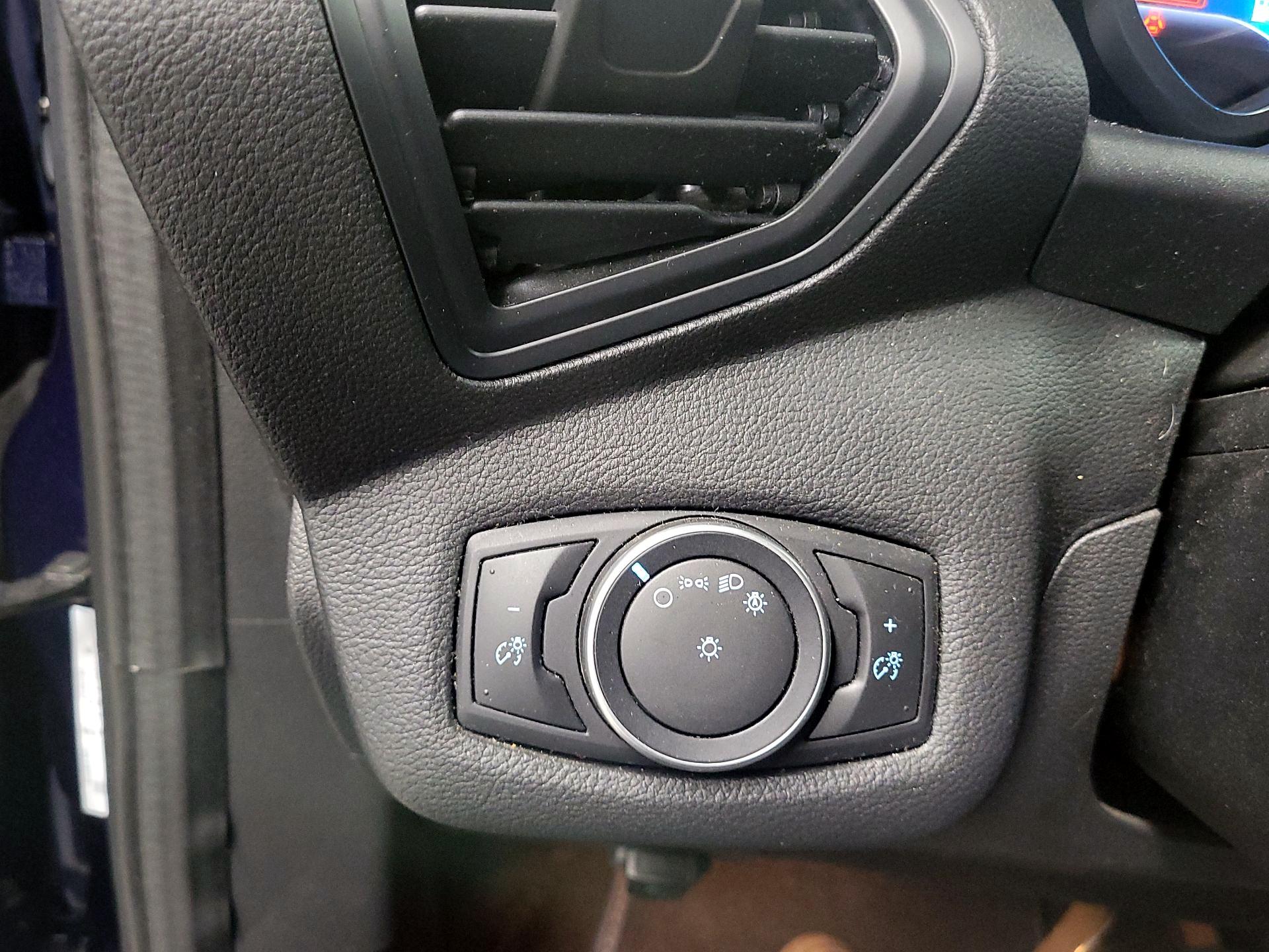 Thumbnail: 2017 Ford C-Max - 13