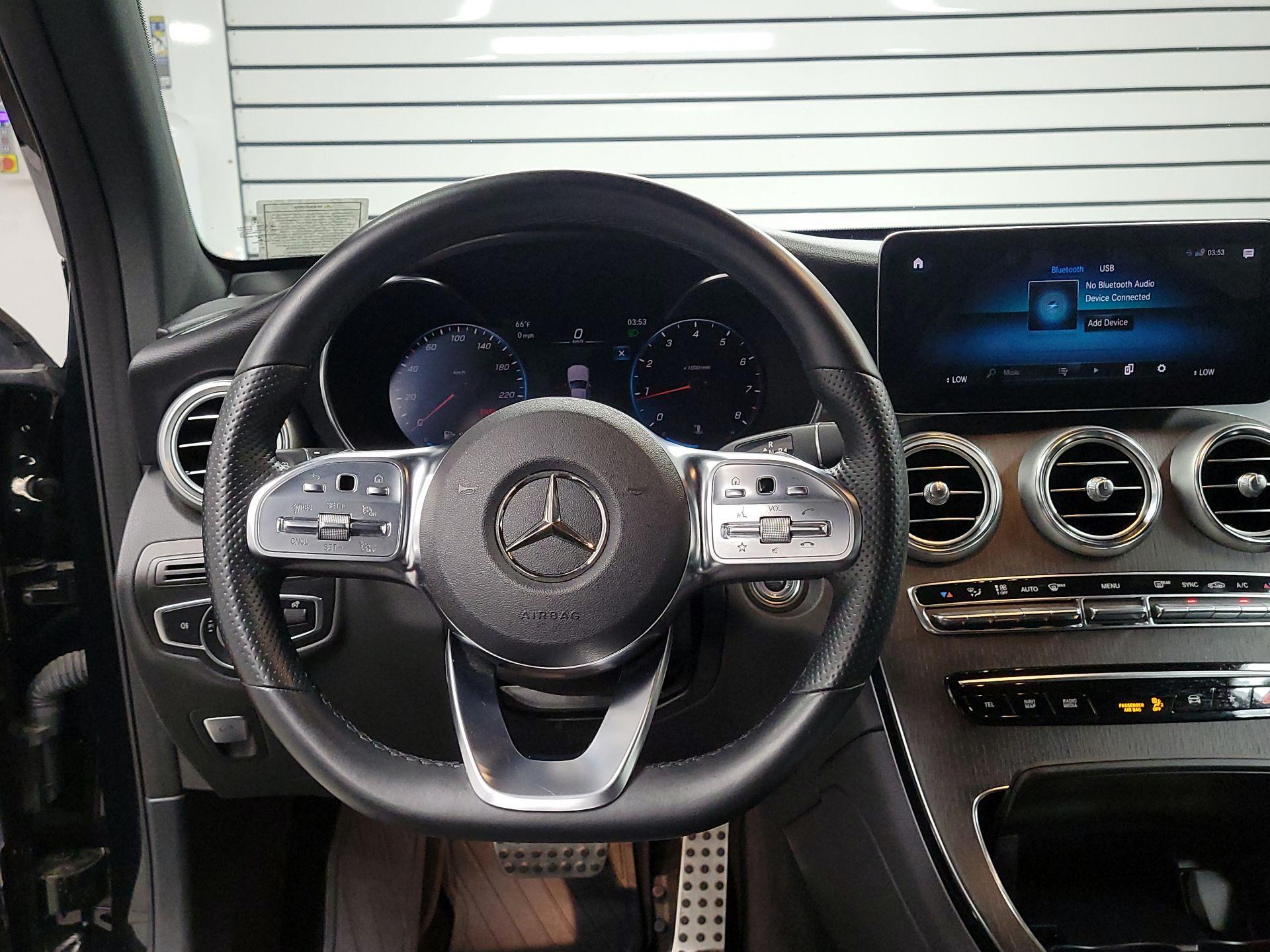 Thumbnail: 2022 Mercedes-Benz GLC - 10