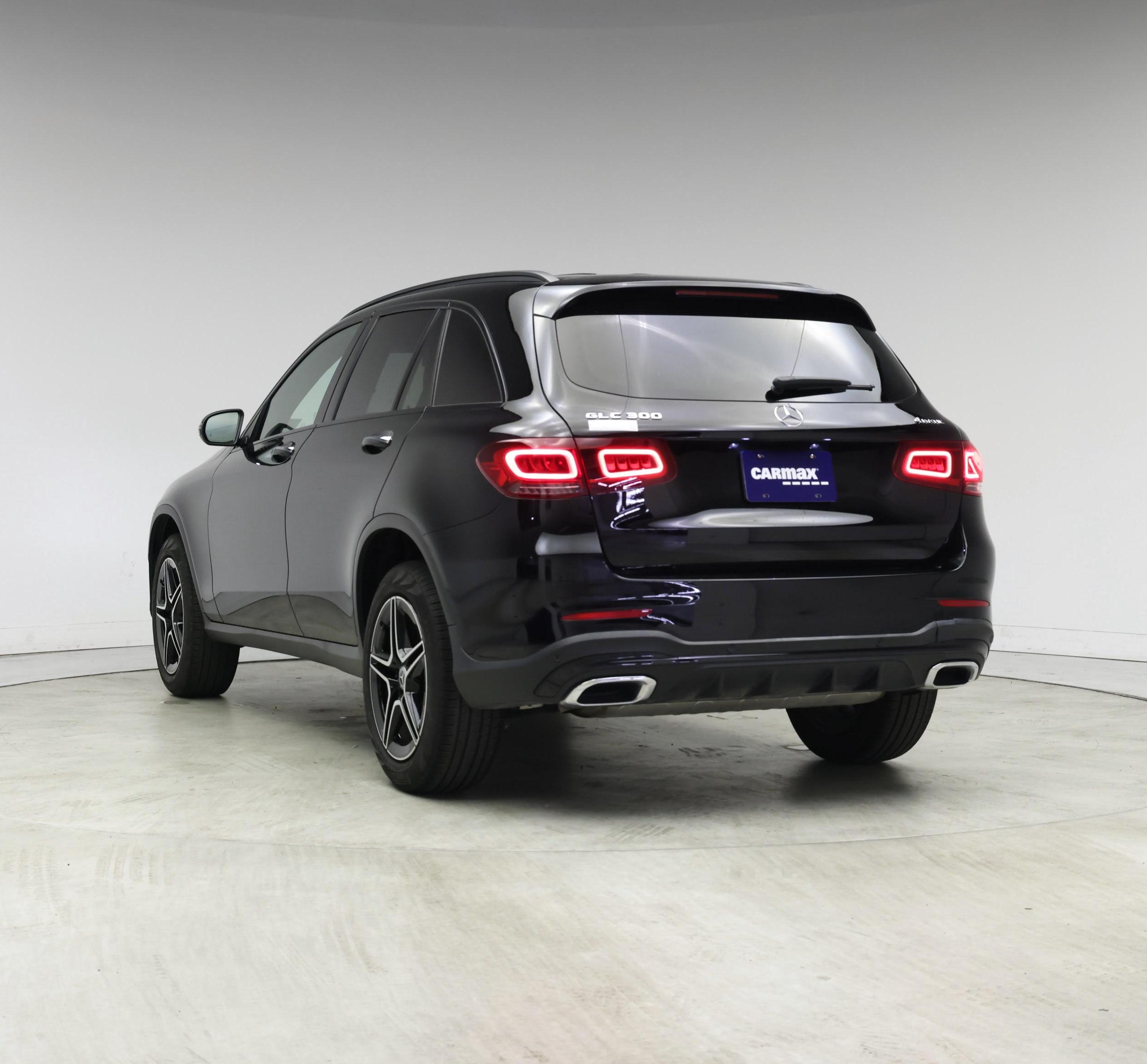 Thumbnail: 2022 Mercedes-Benz GLC - 2