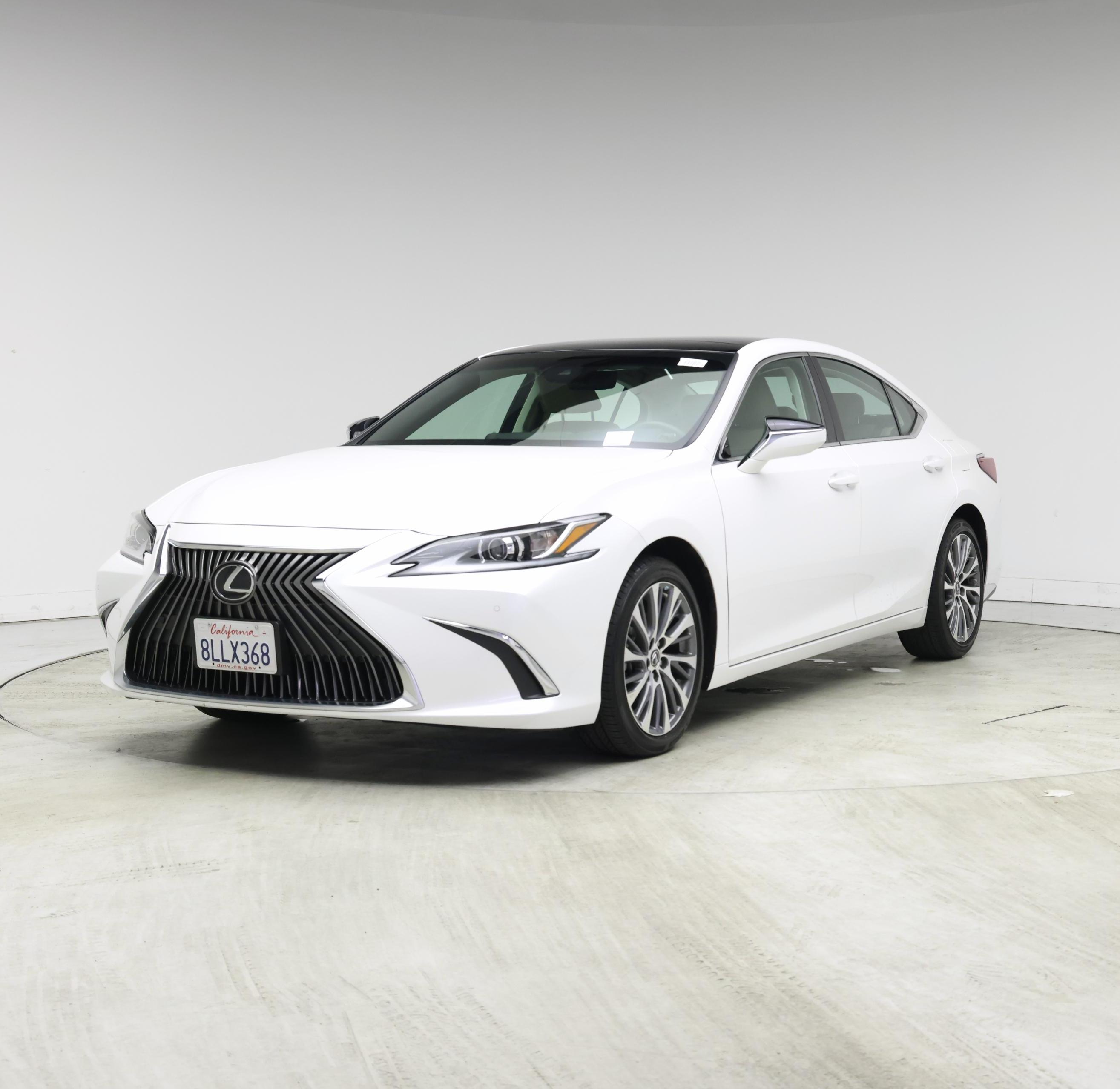 Thumbnail: 2019 Lexus ES - 4