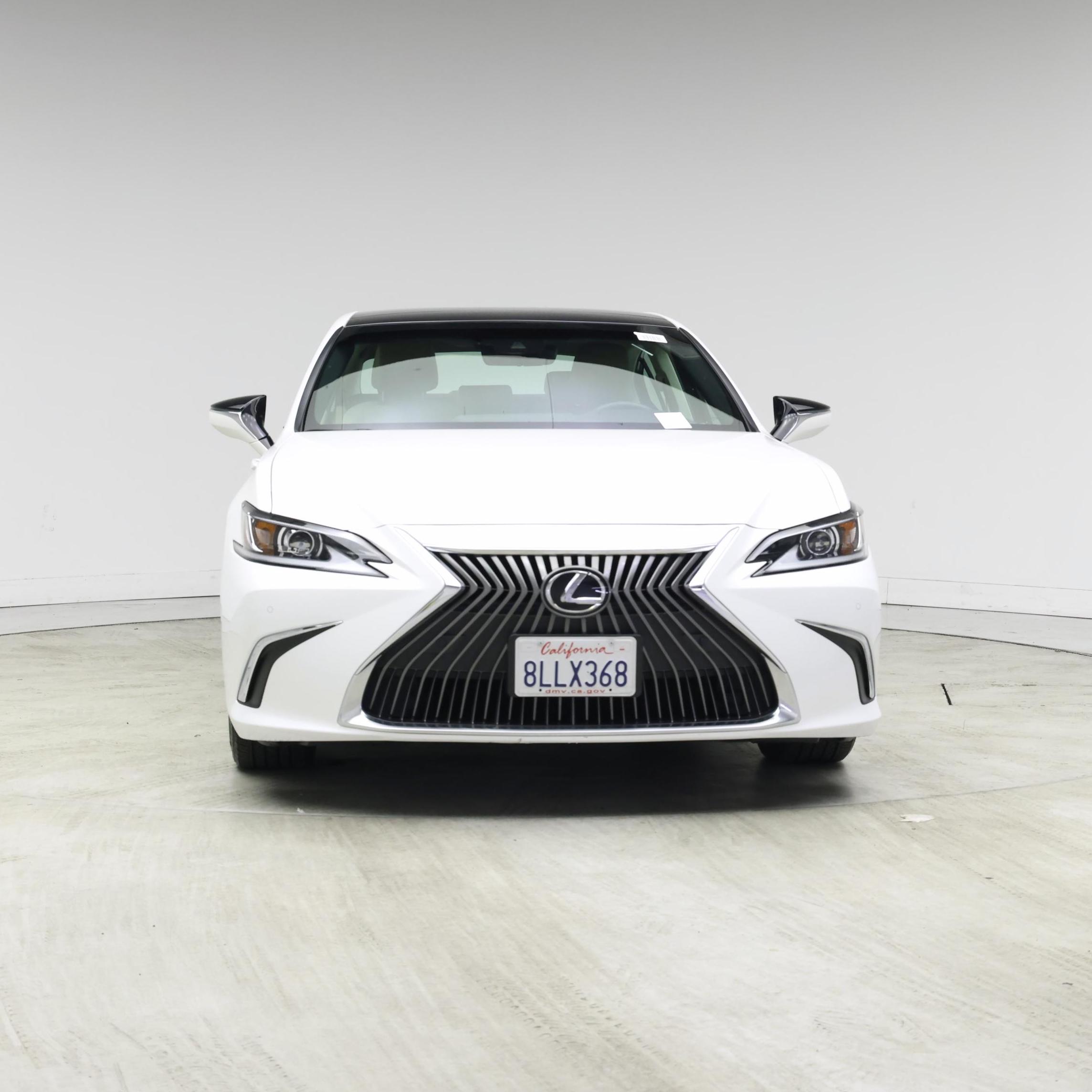 Thumbnail: 2019 Lexus ES - 5