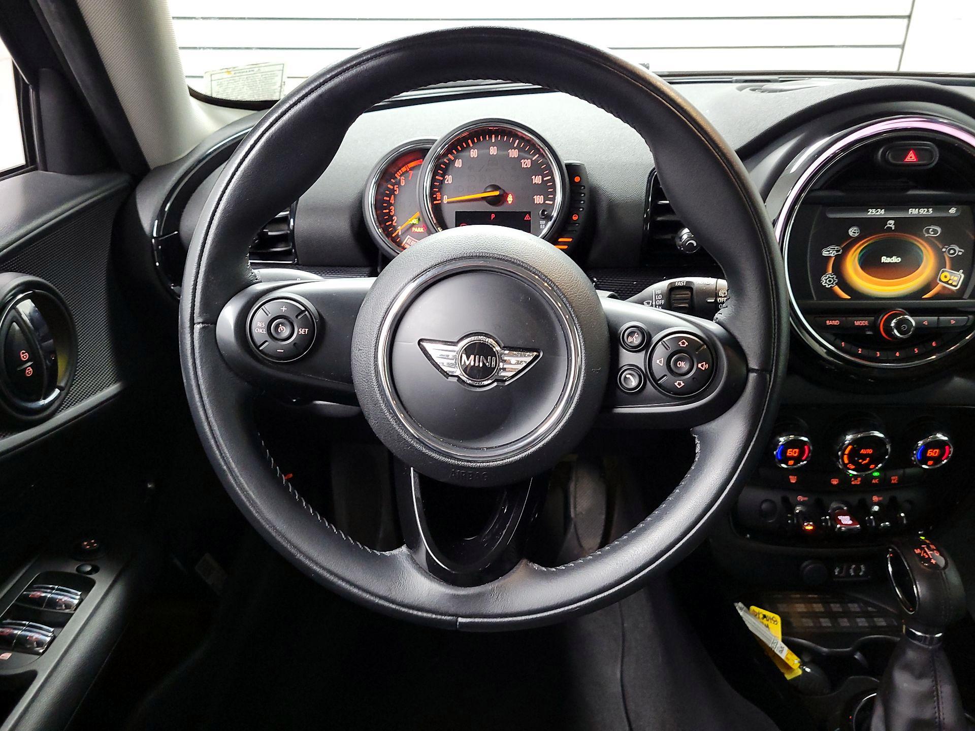 Thumbnail: 2016 MINI Cooper Clubman - 10