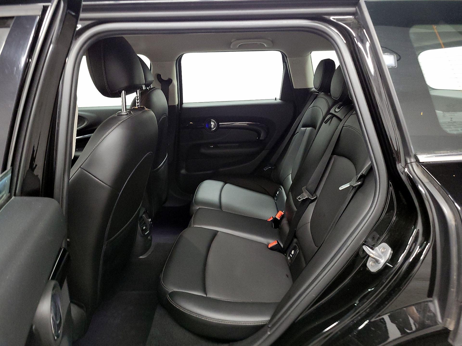 Thumbnail: 2016 MINI Cooper Clubman - 17