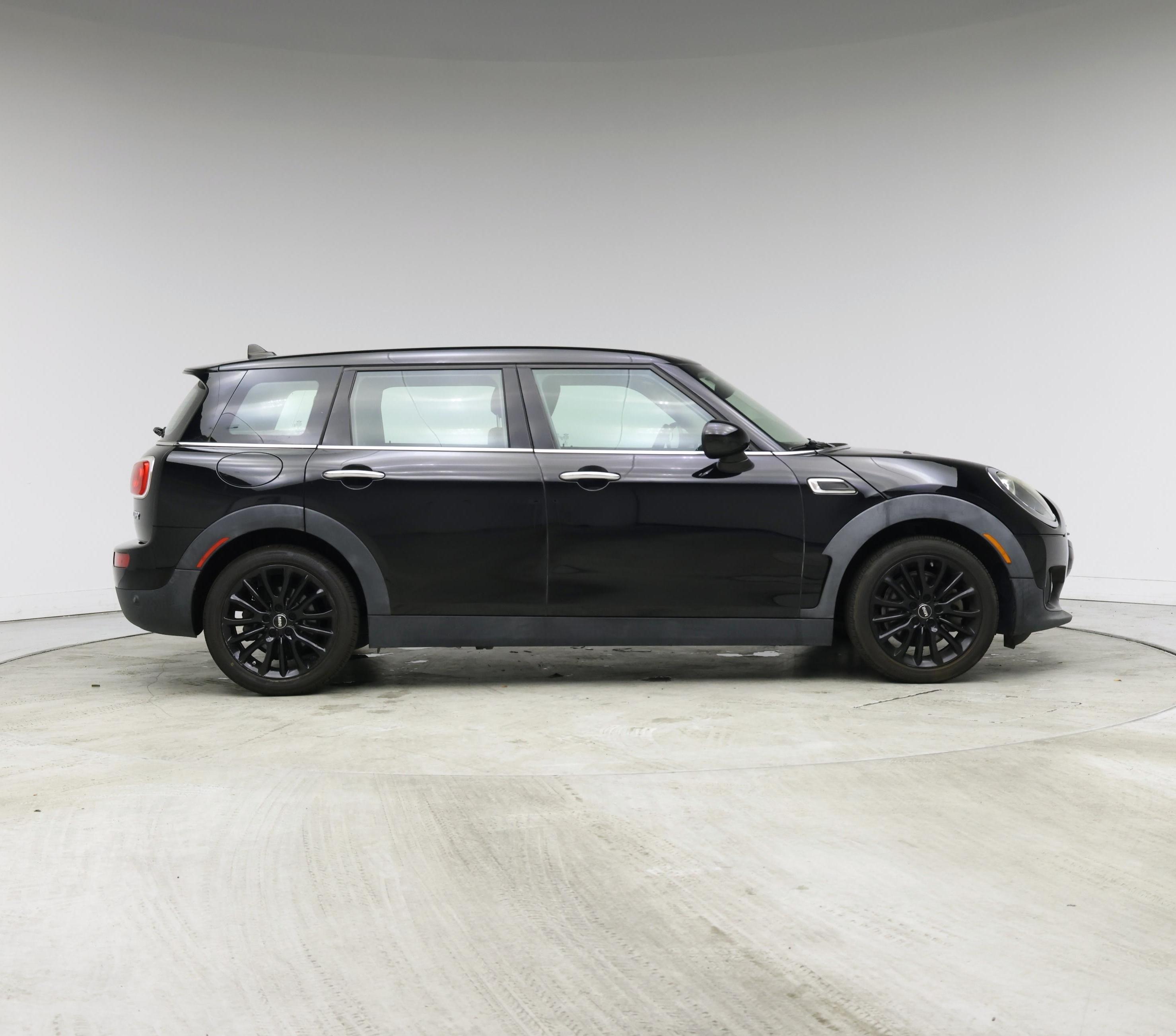 Thumbnail: 2016 MINI Cooper Clubman - 7