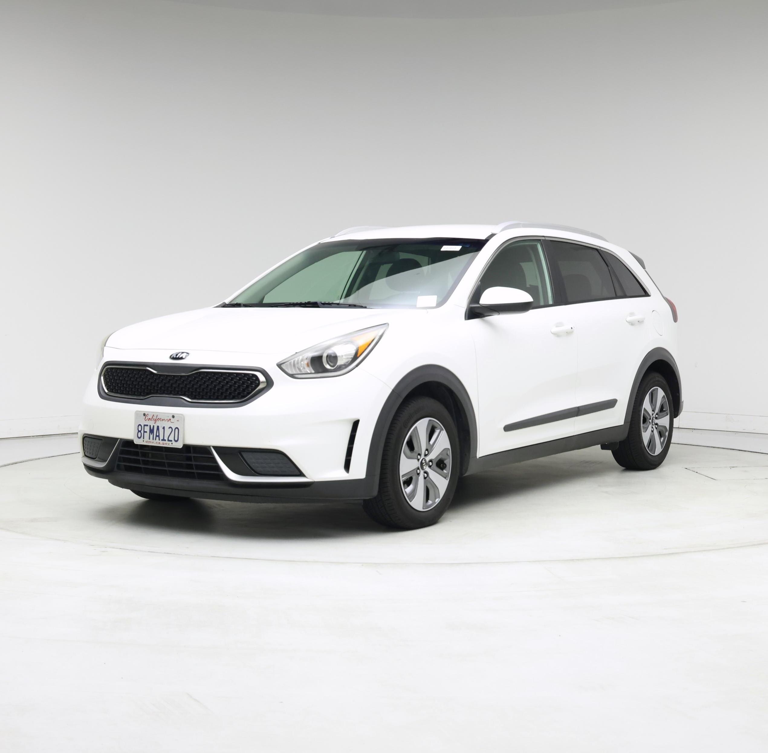Thumbnail: 2018 Kia Niro - 4