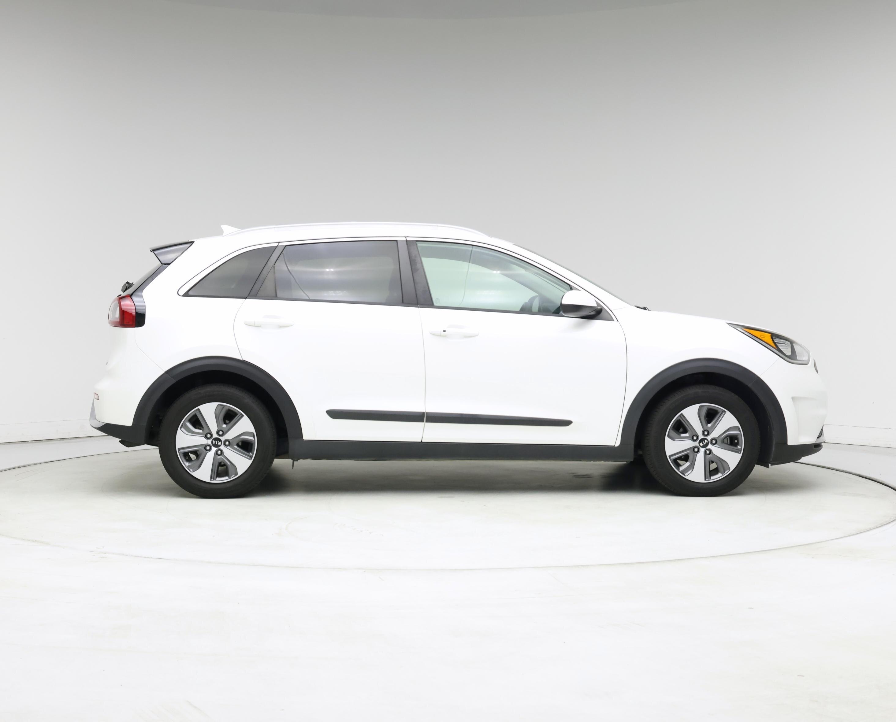 Thumbnail: 2018 Kia Niro - 7