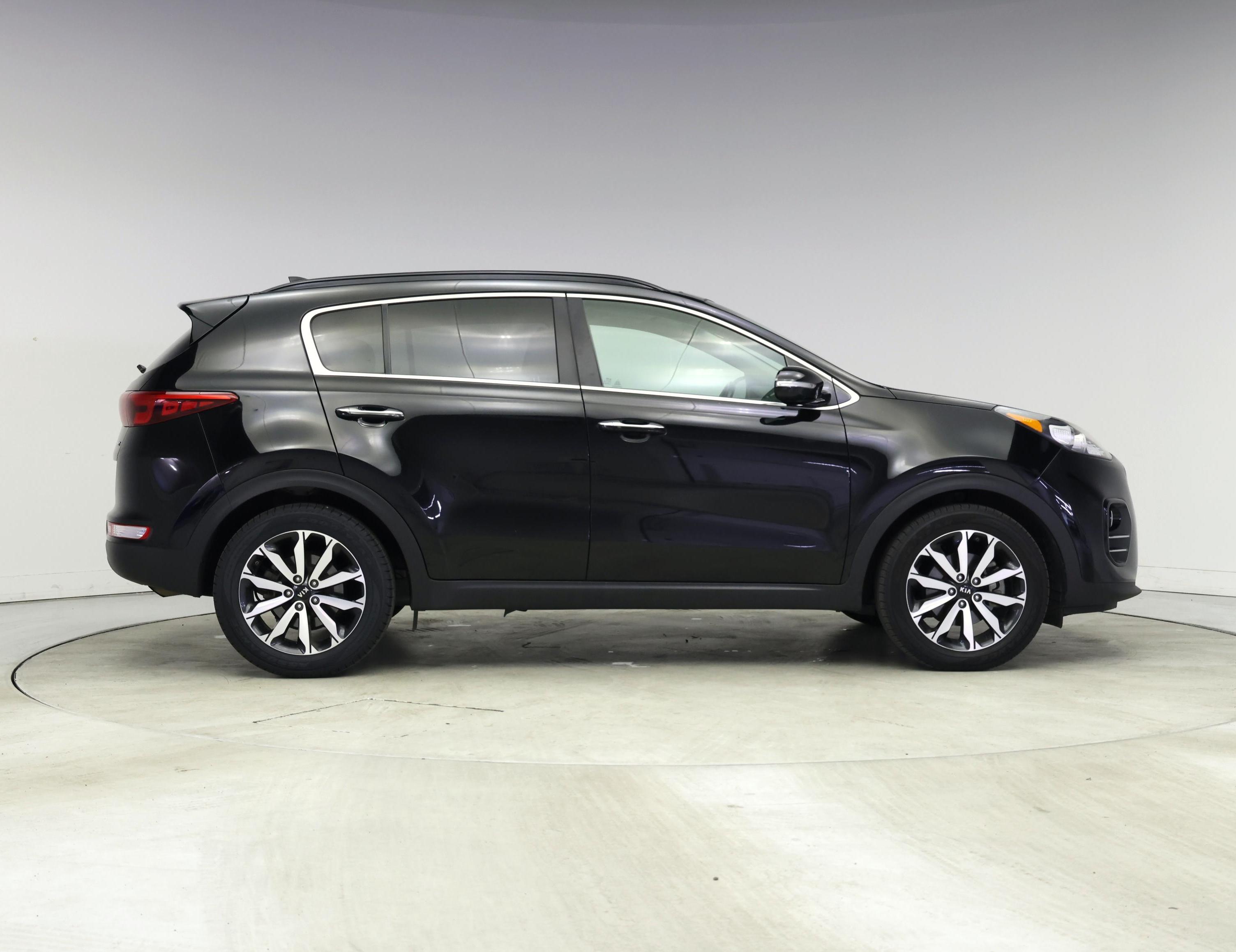 Thumbnail: 2019 Kia Sportage - 7