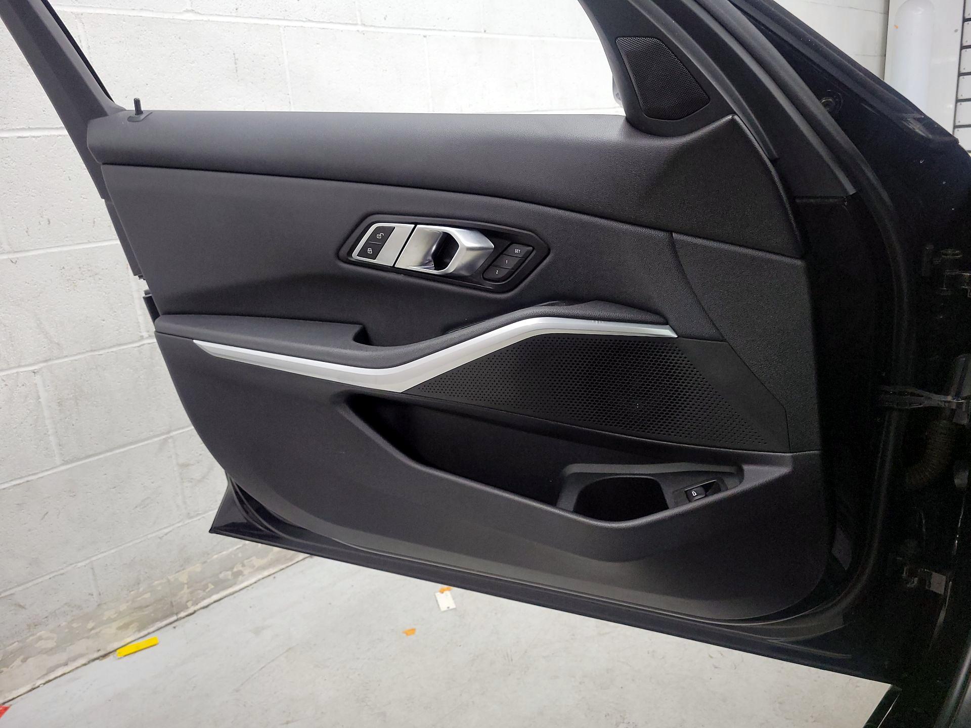 Thumbnail: 2020 BMW 3 Series - 12