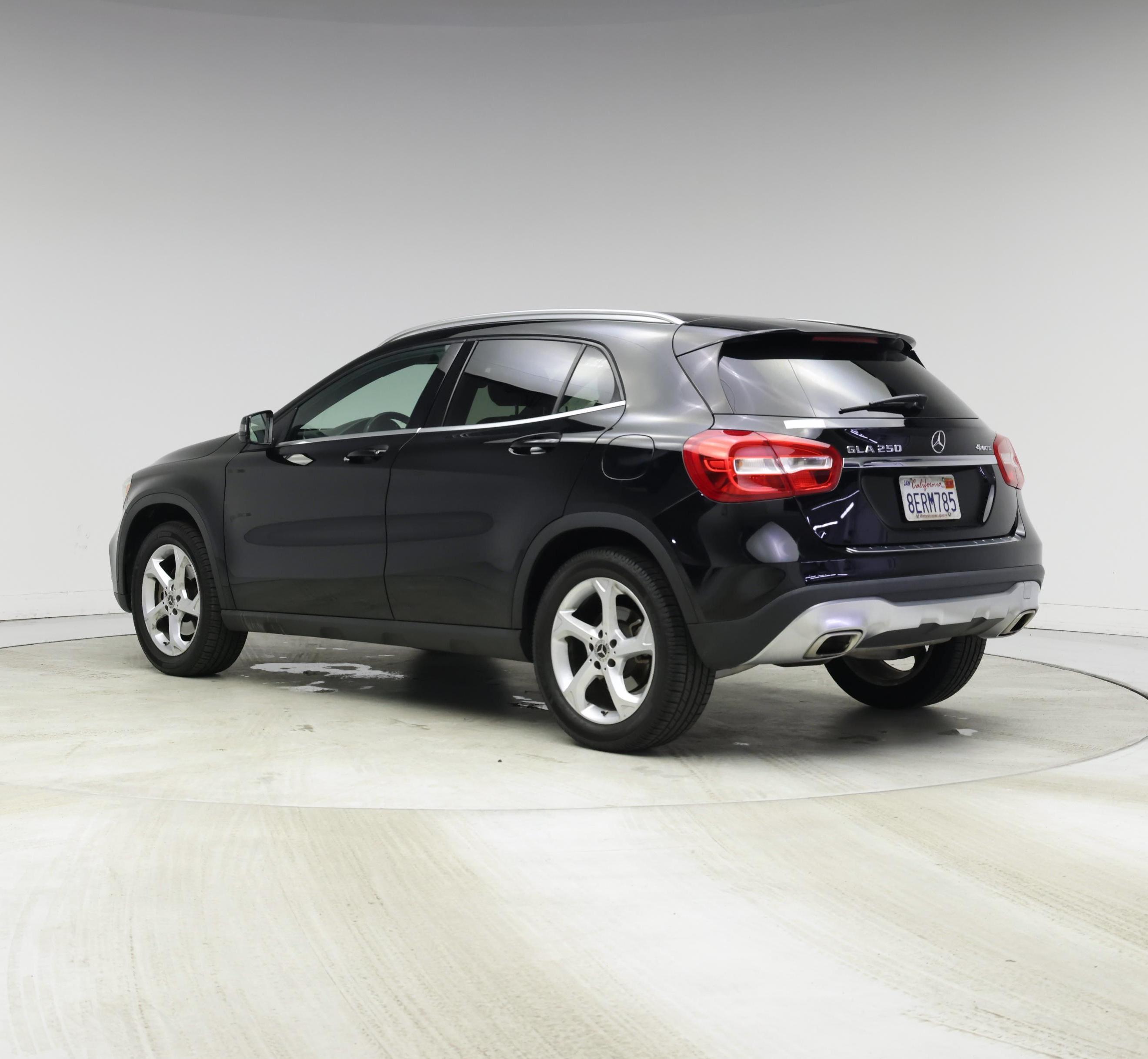 Thumbnail: 2018 Mercedes-Benz GLA - 2
