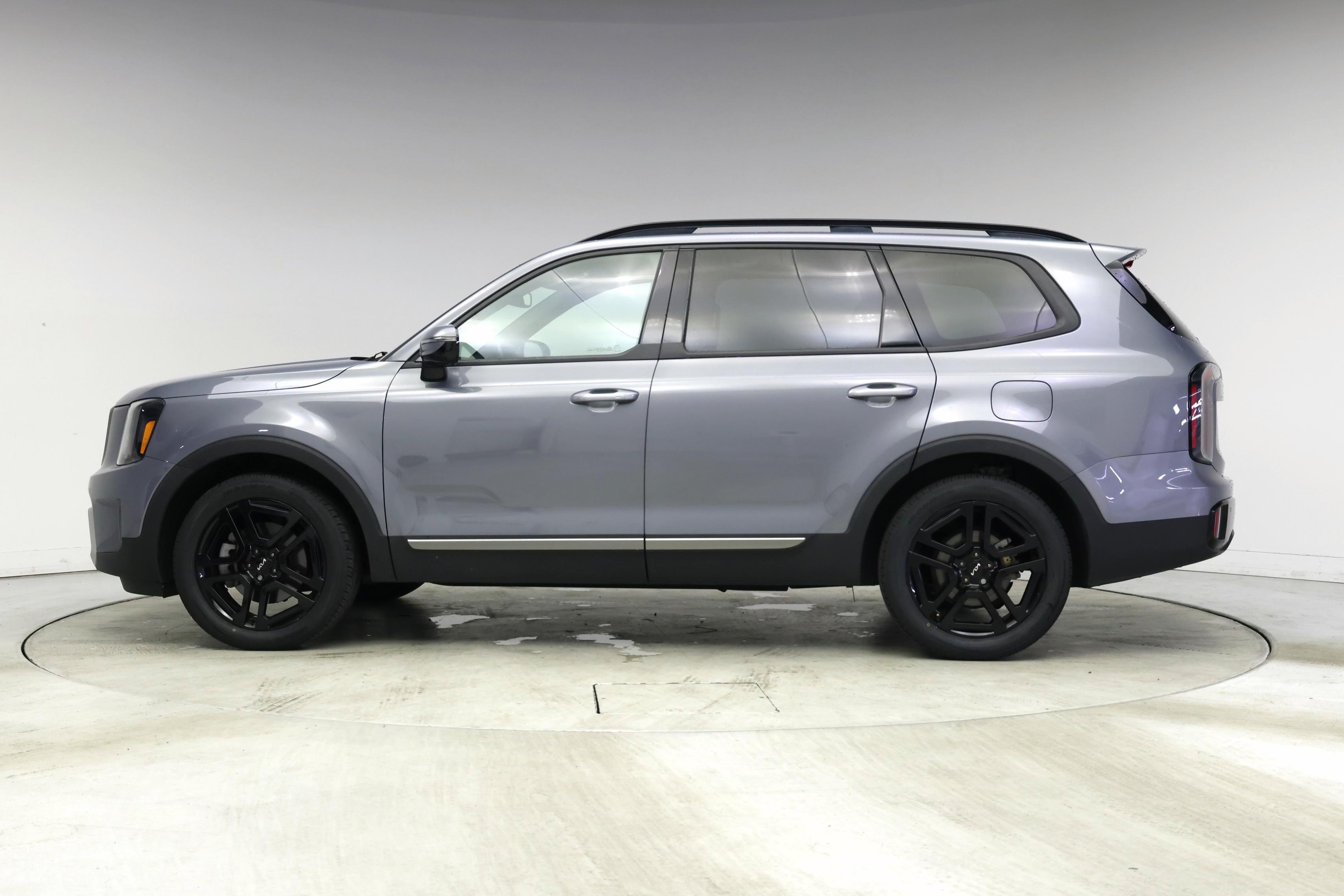 Thumbnail: 2023 Kia Telluride - 3