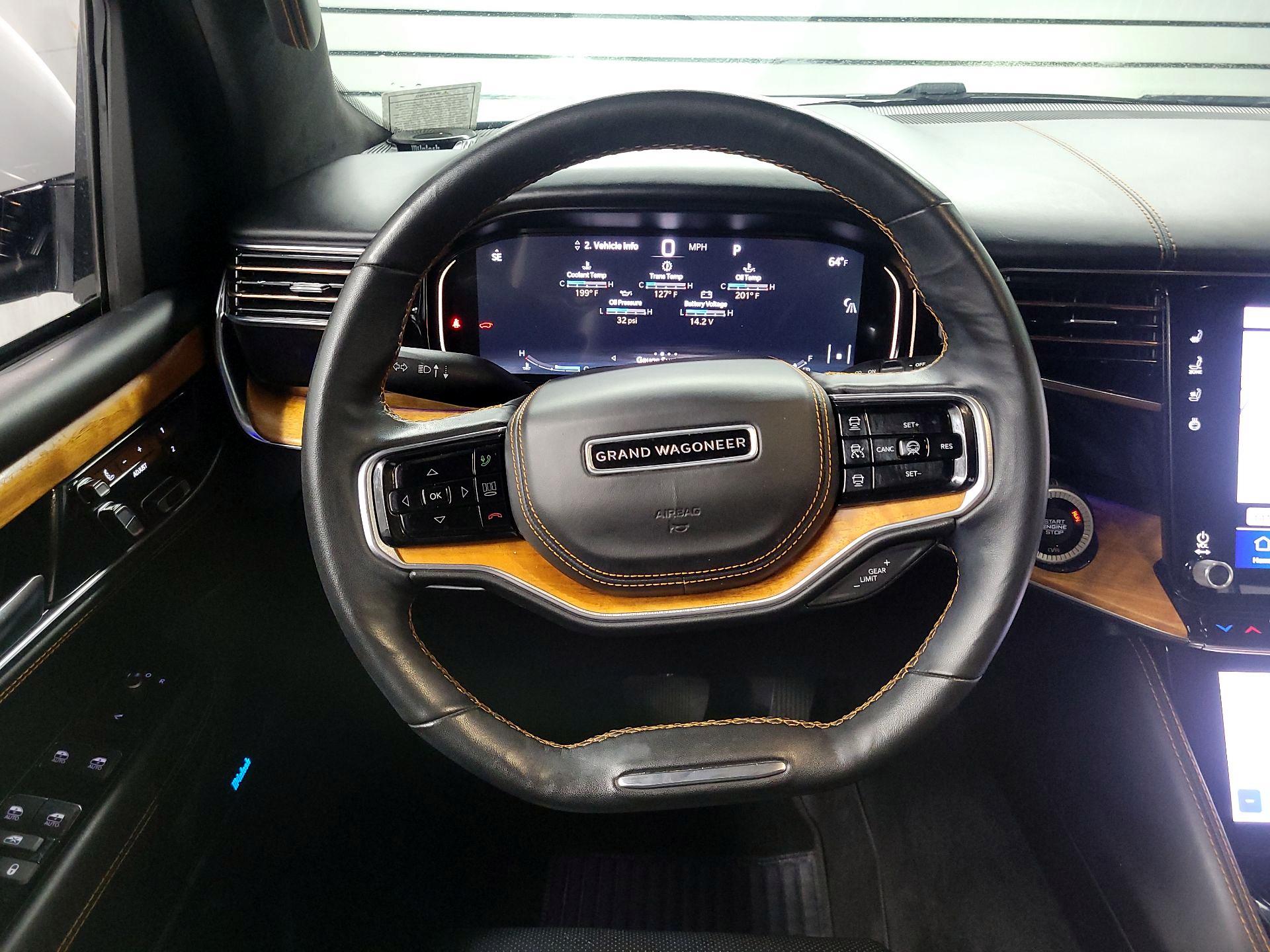 Thumbnail: 2022 Jeep Grand Wagoneer - 10