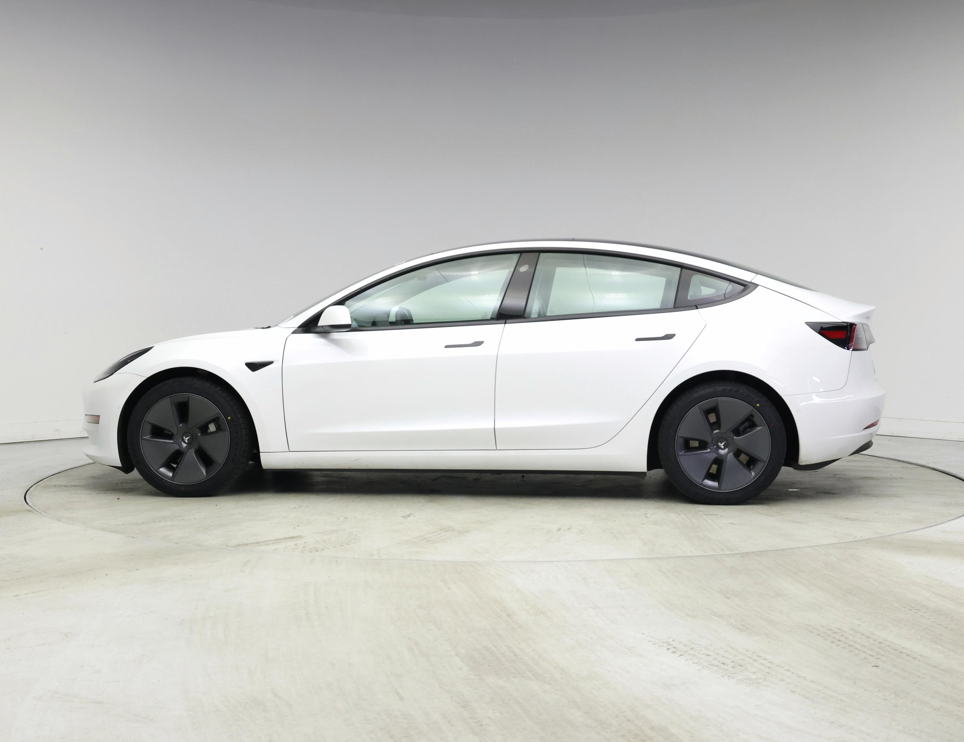 Thumbnail: 2021 Tesla Model 3 - 3