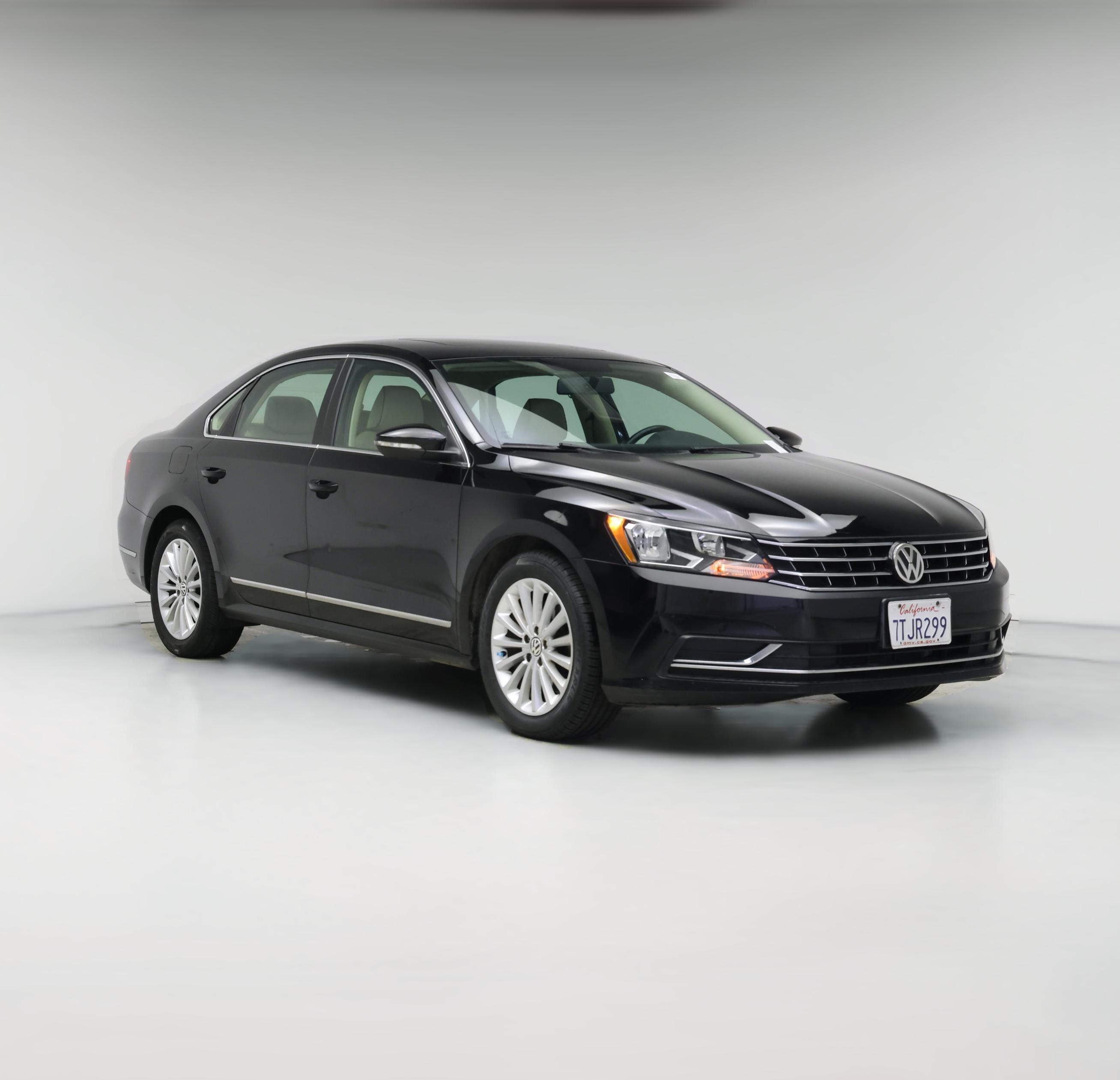 Thumbnail: 2016 Volkswagen Passat - 1