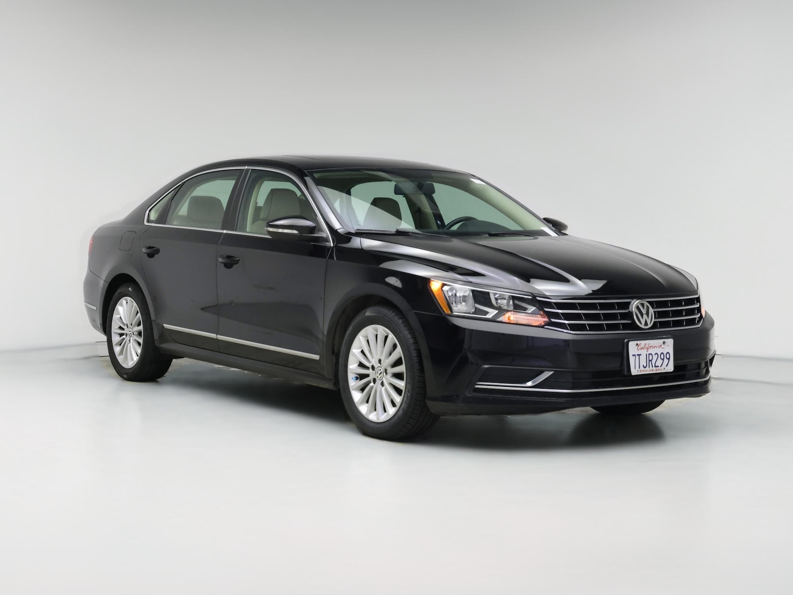 2016 Volkswagen Passat SE