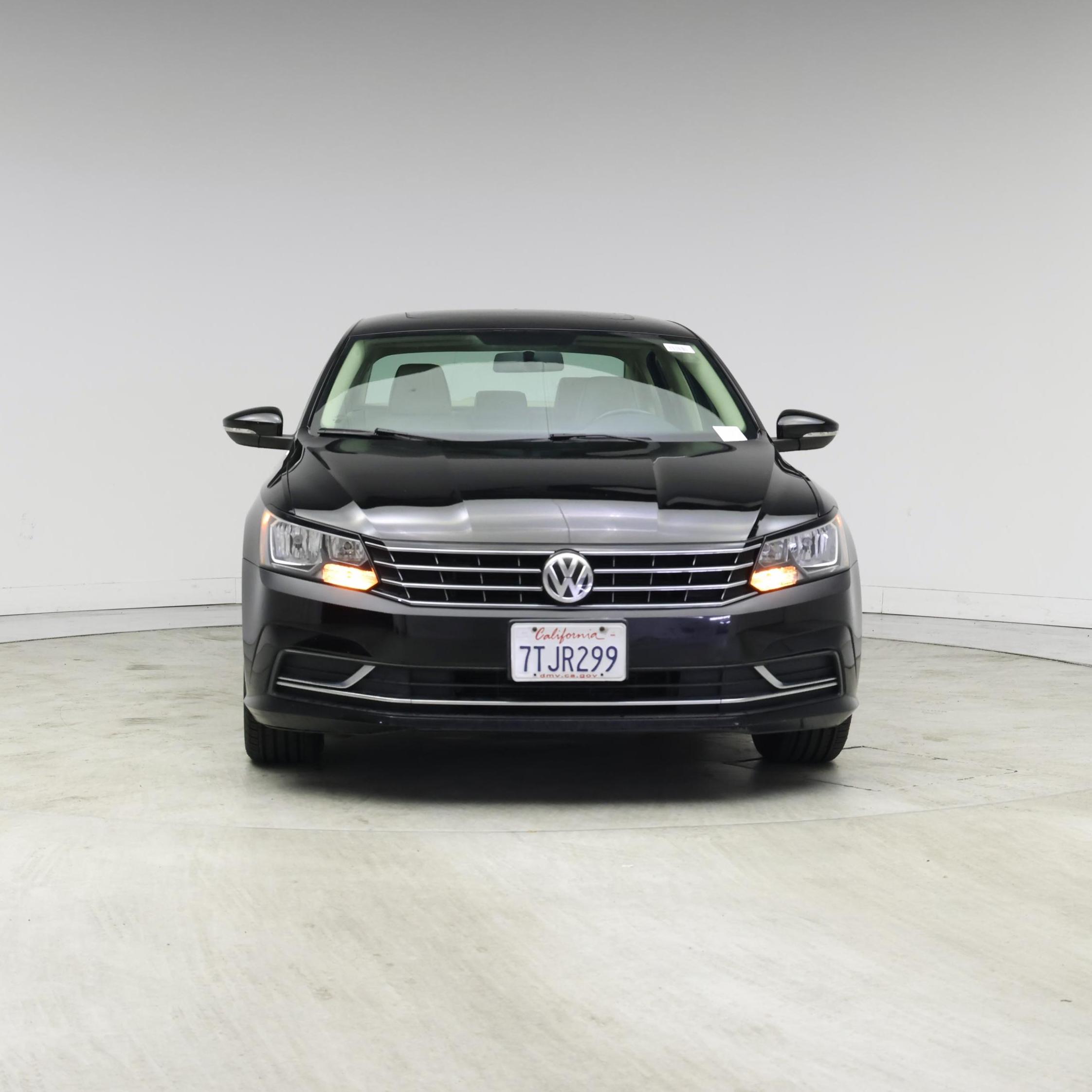 Thumbnail: 2016 Volkswagen Passat - 5
