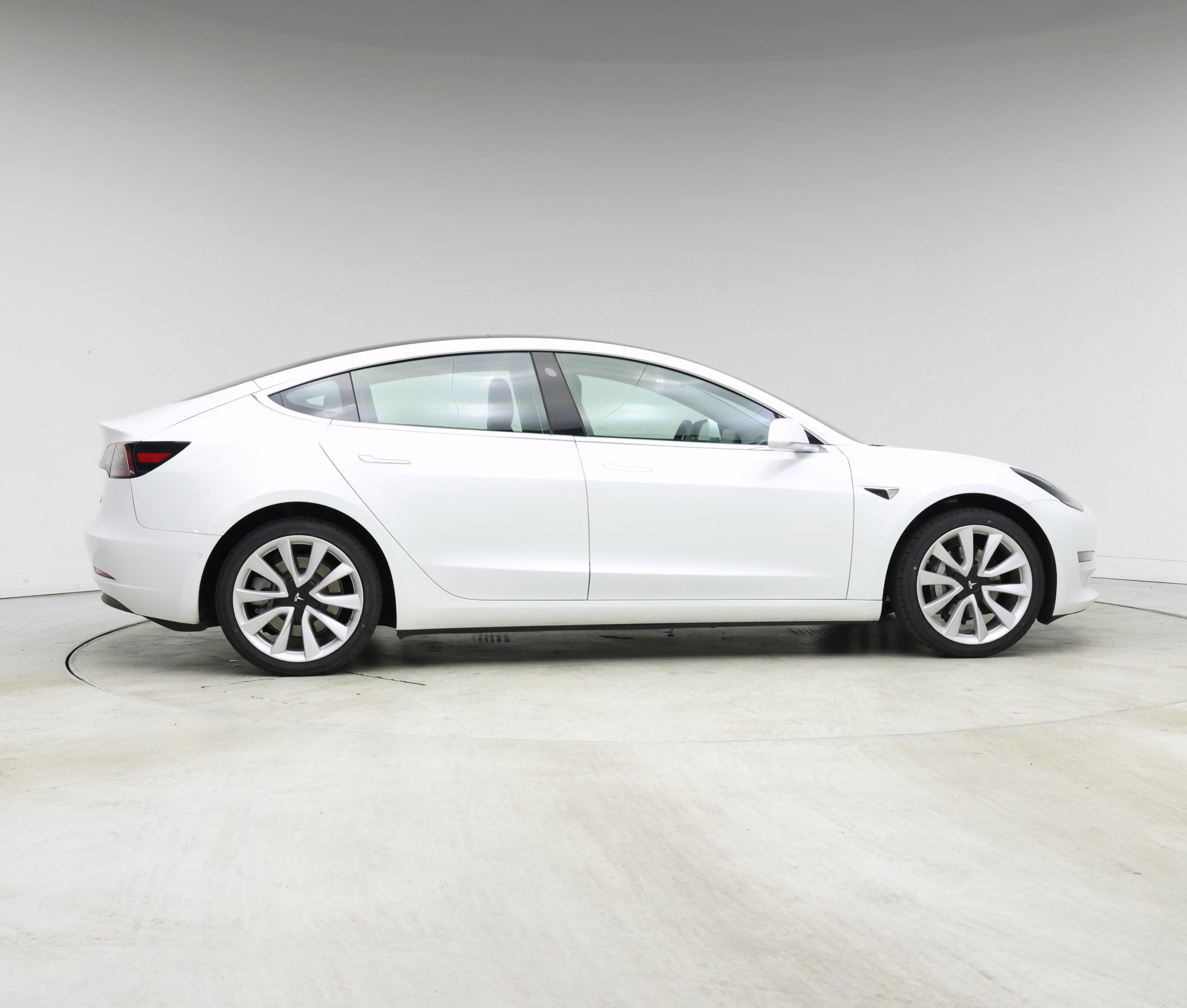 Thumbnail: 2020 Tesla Model 3 - 7